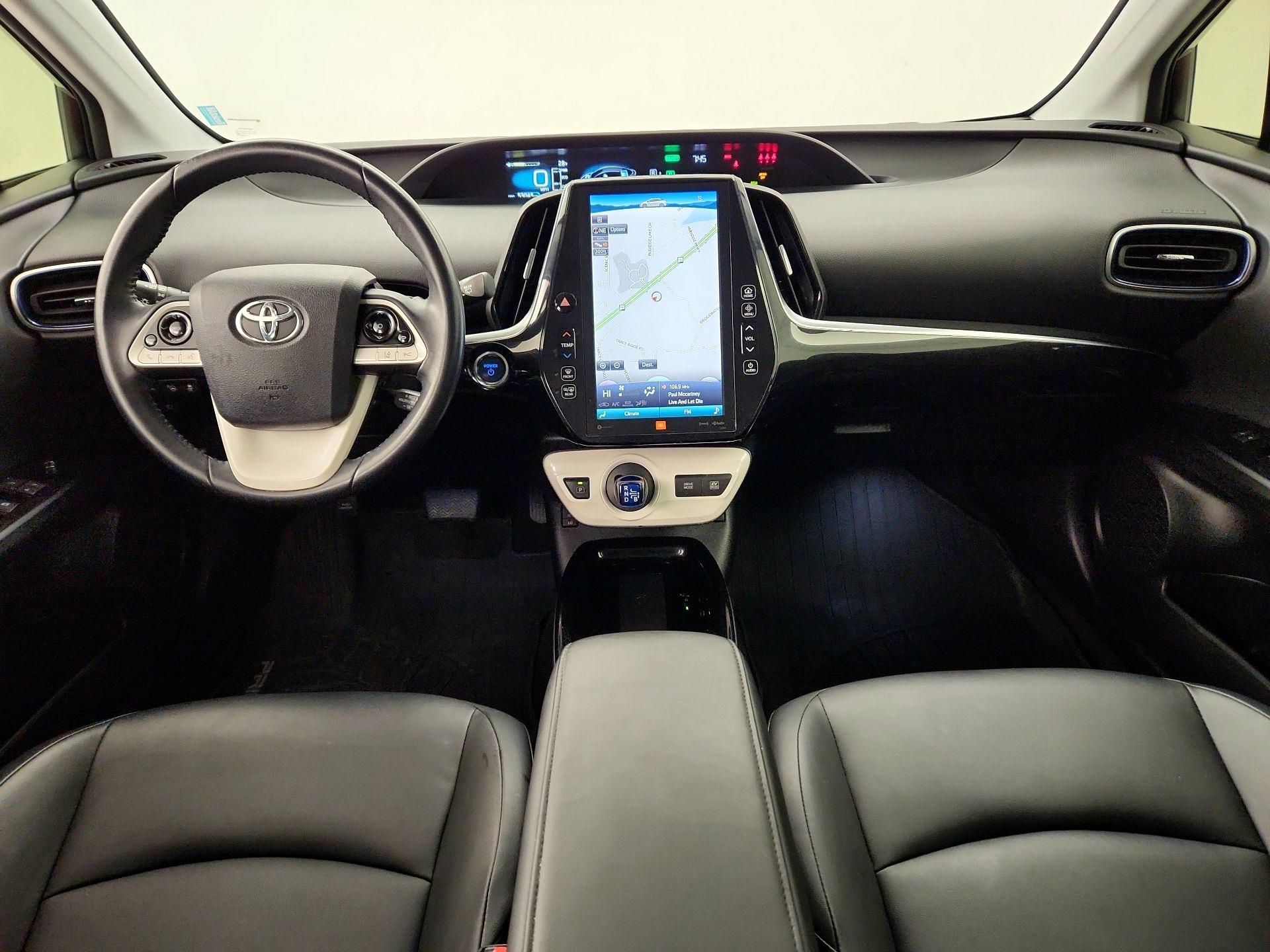 Thumbnail: 2018 Toyota Prius - 9