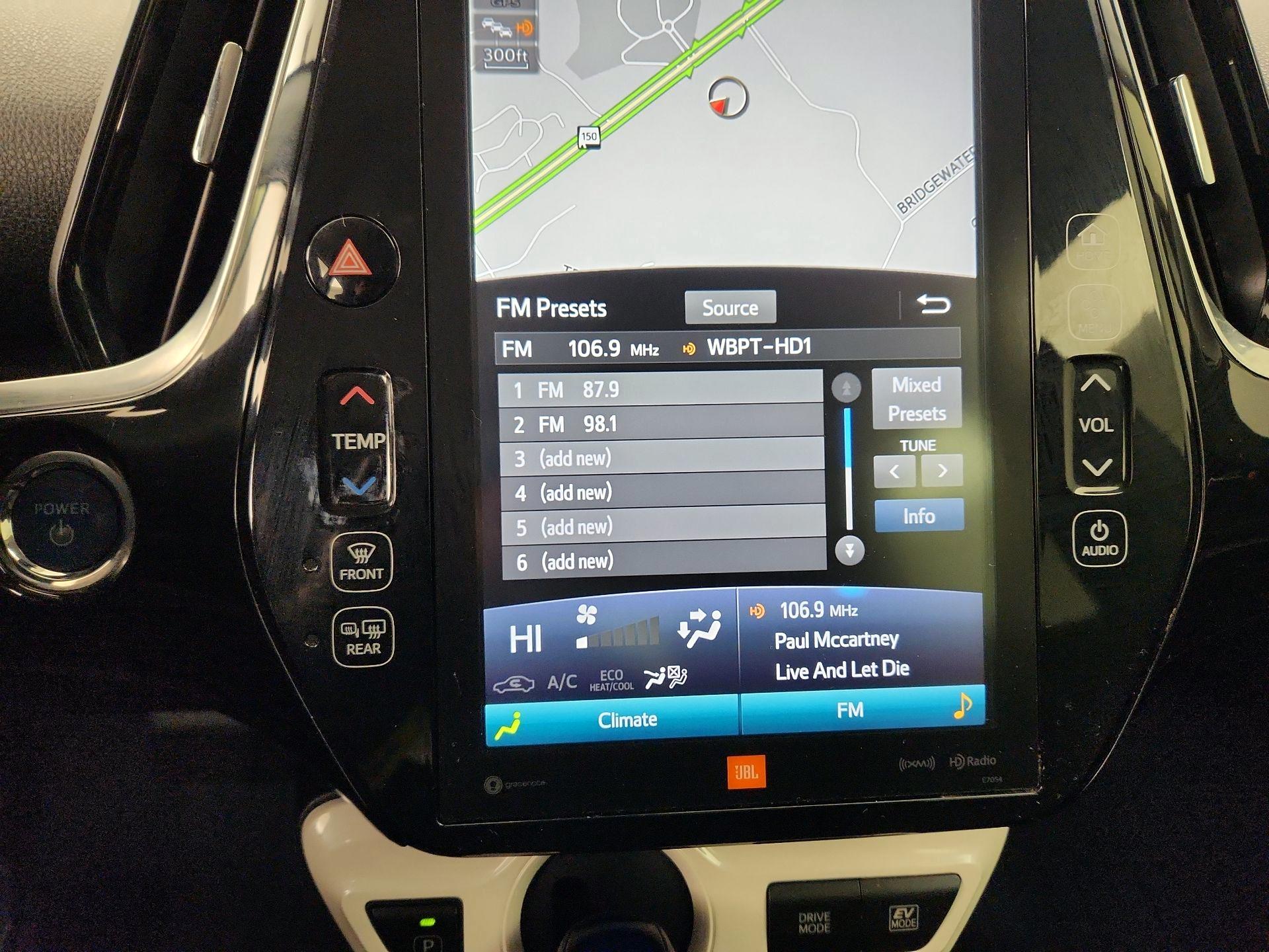 Thumbnail: 2018 Toyota Prius - 16