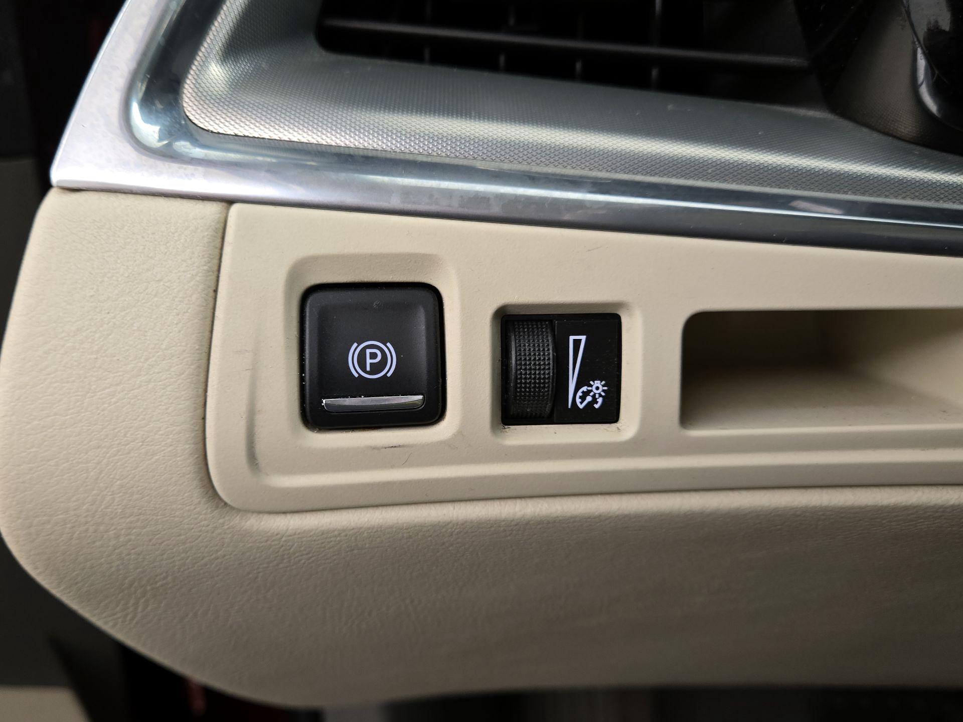 Thumbnail: 2017 Cadillac XT5 - 13