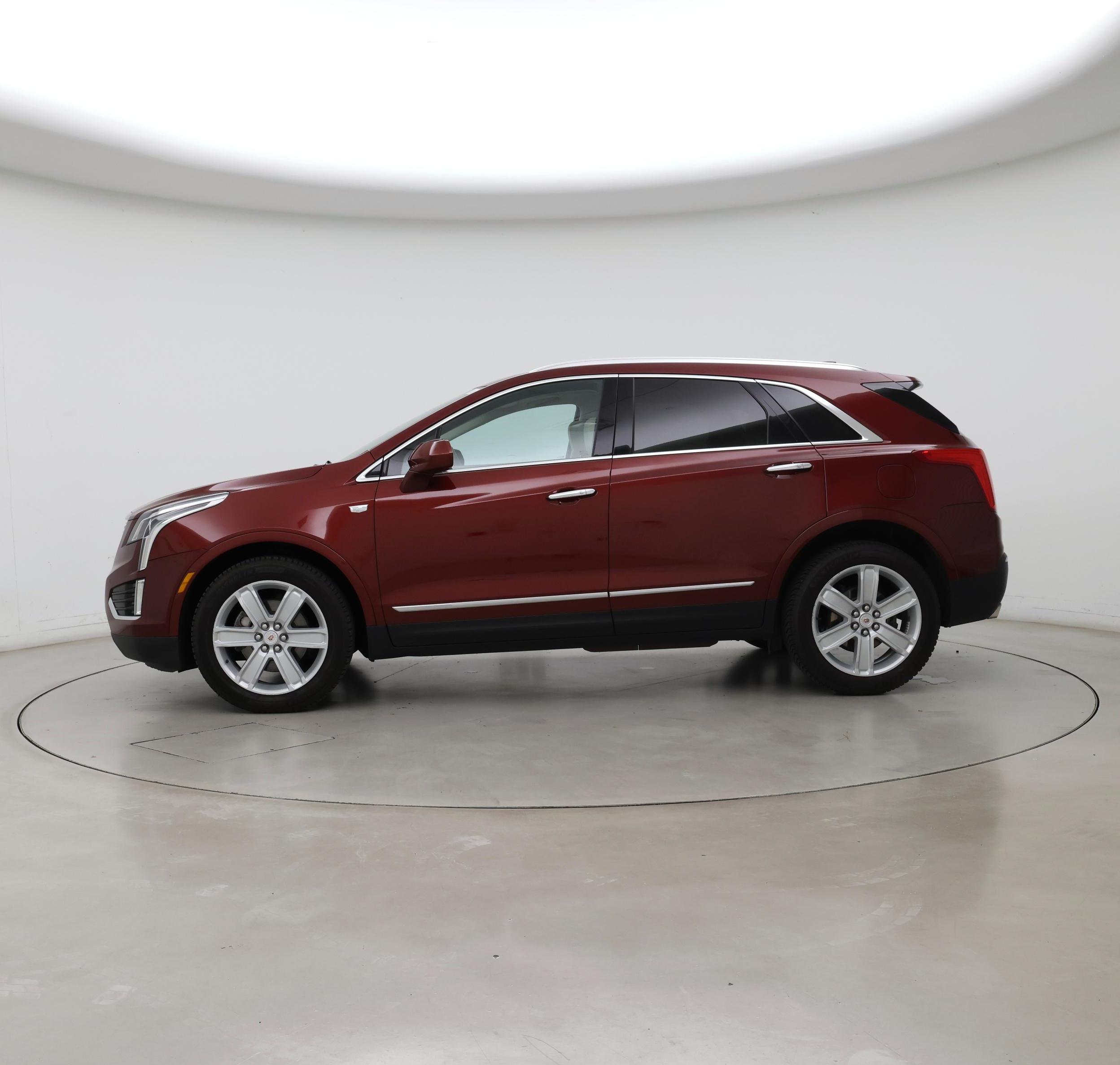 Thumbnail: 2017 Cadillac XT5 - 3