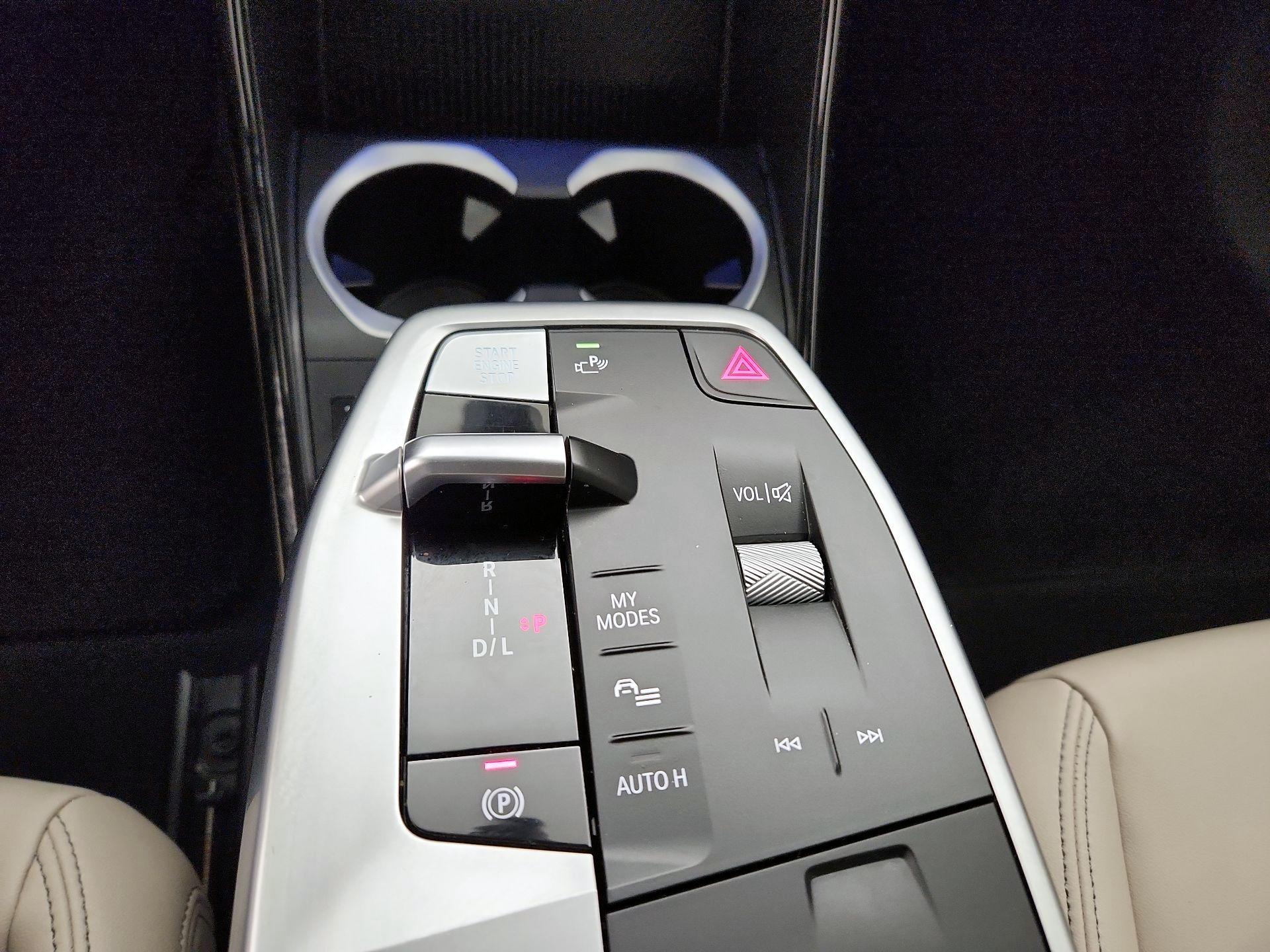 Thumbnail: 2023 BMW X1 - 18