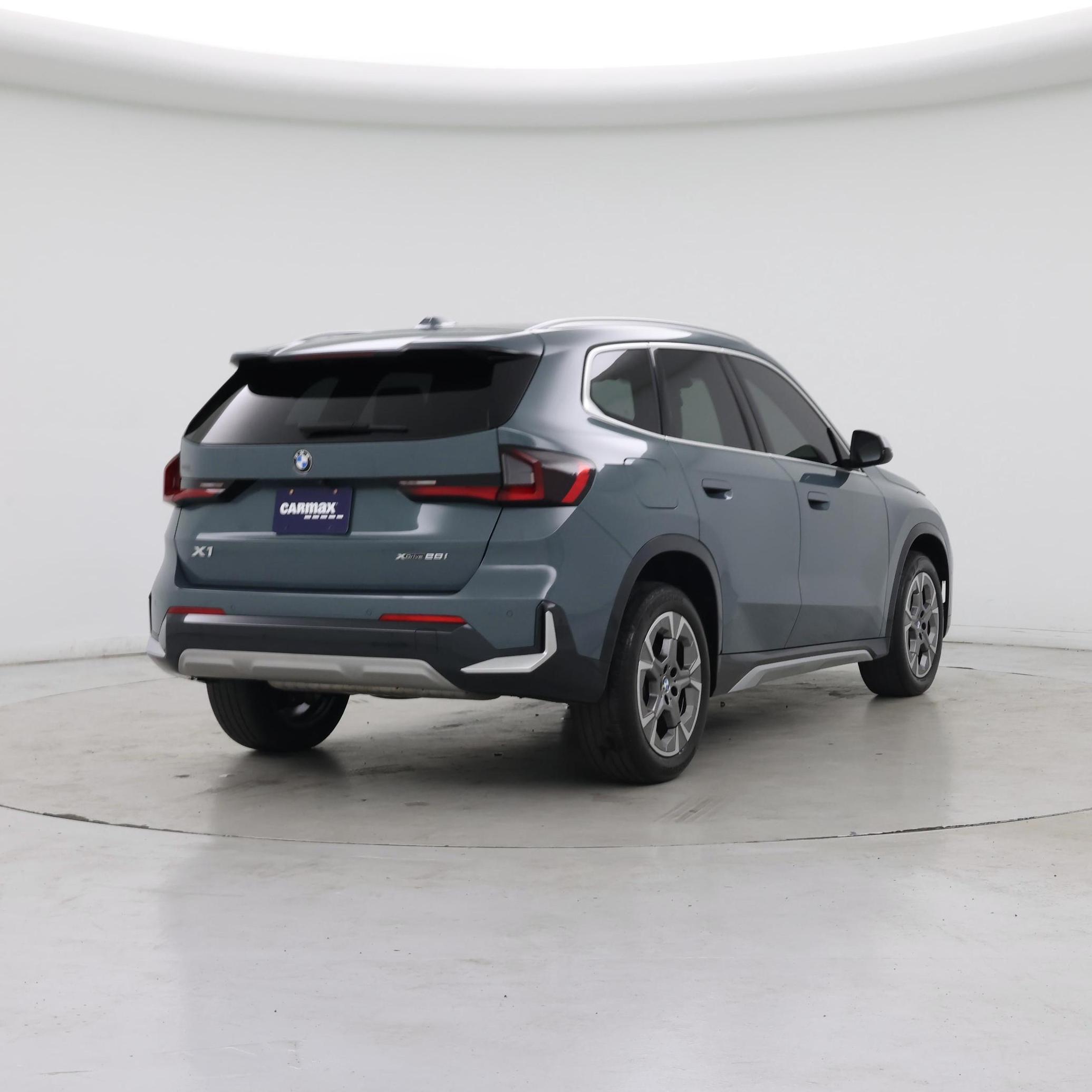 Thumbnail: 2023 BMW X1 - 8