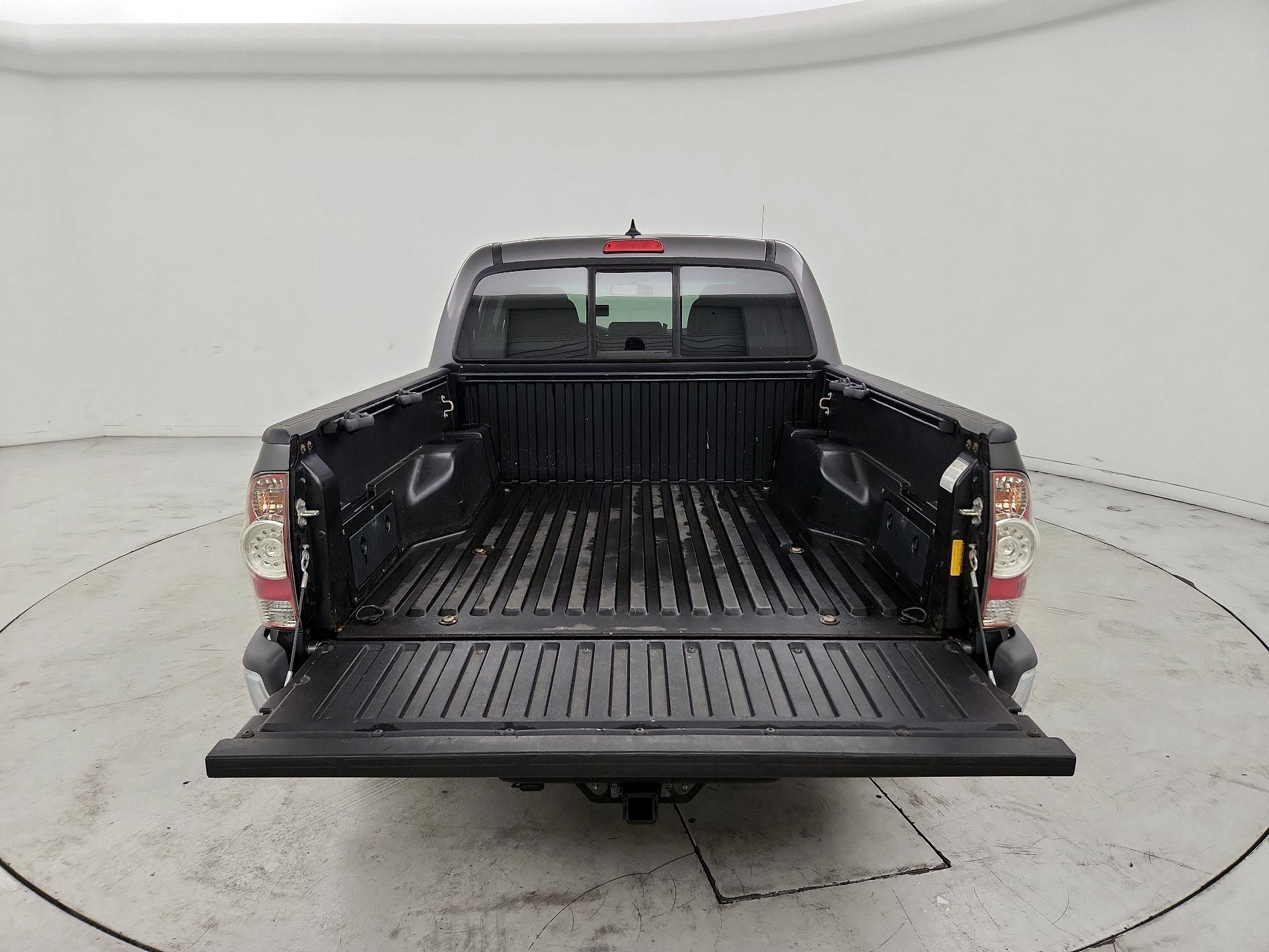 Thumbnail: 2014 Toyota Tacoma - 20