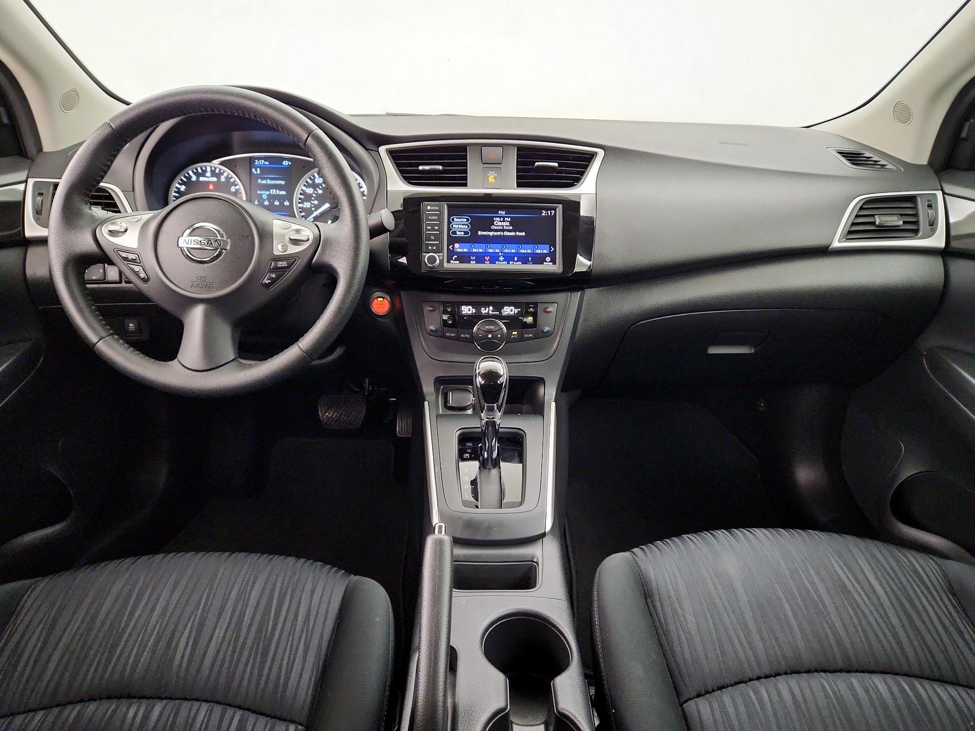 Thumbnail: 2019 Nissan Sentra - 9