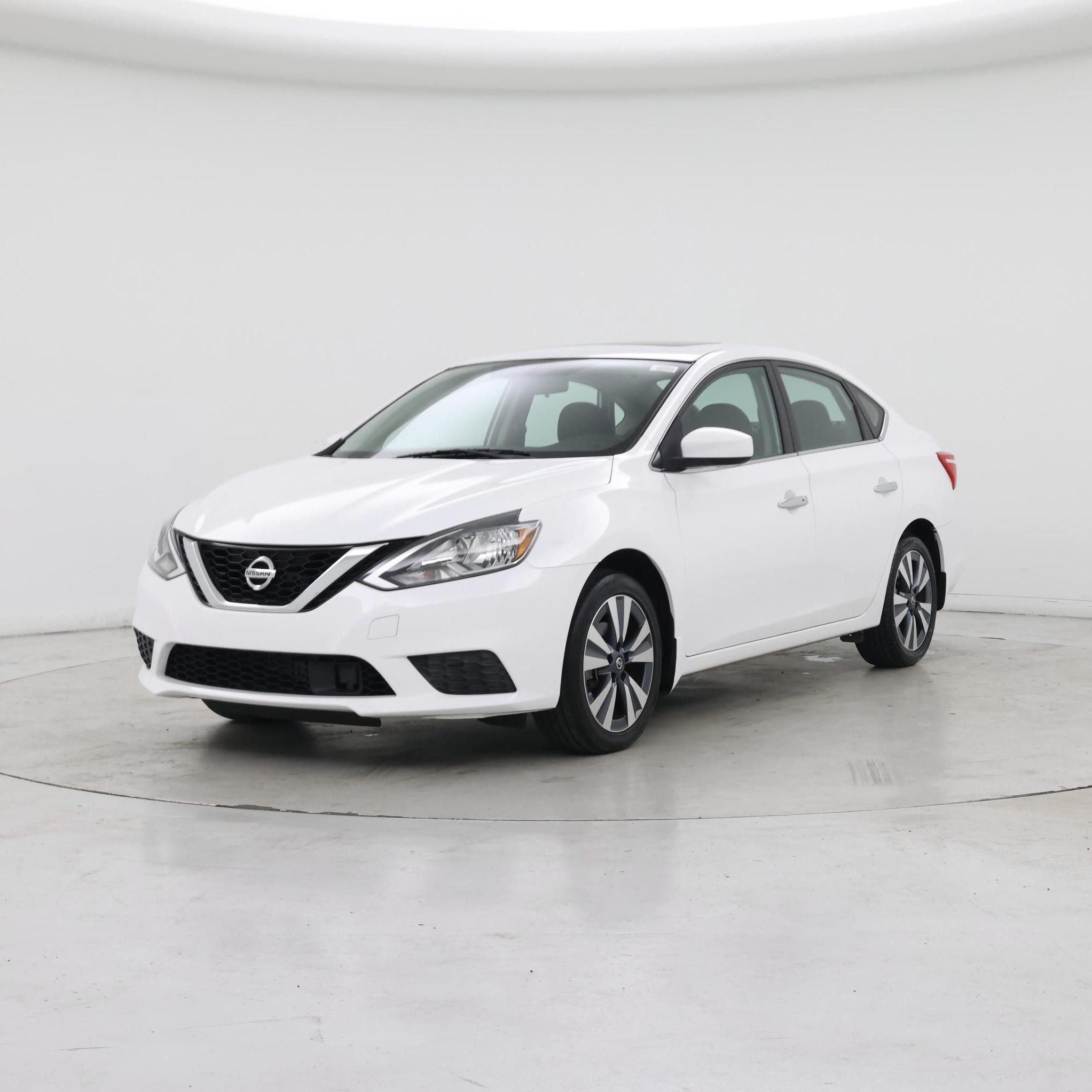 Thumbnail: 2019 Nissan Sentra - 4