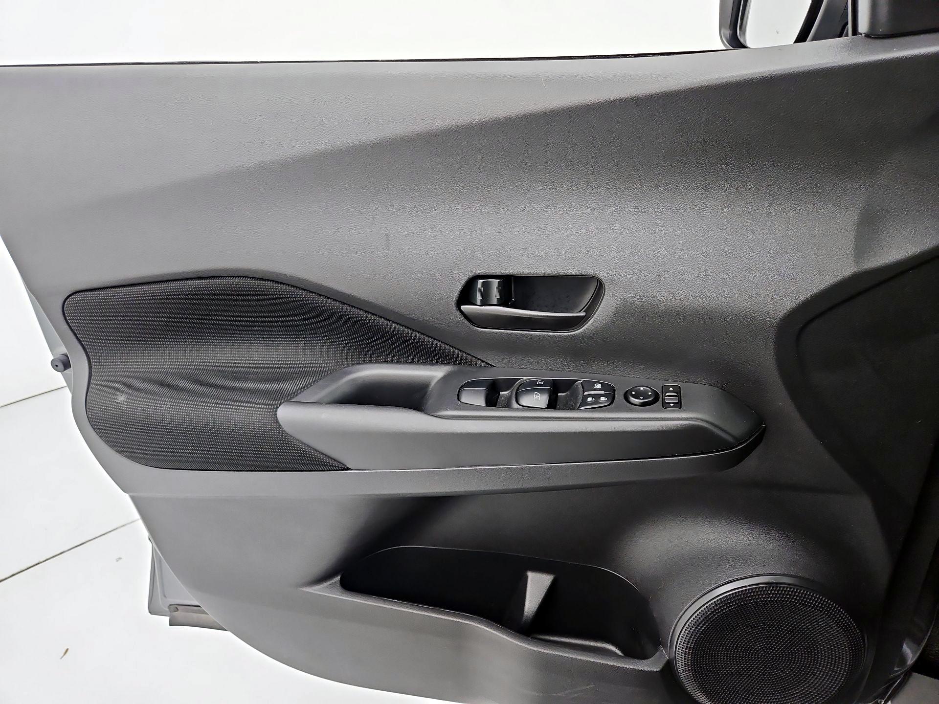 Thumbnail: 2024 Nissan Kicks - 12