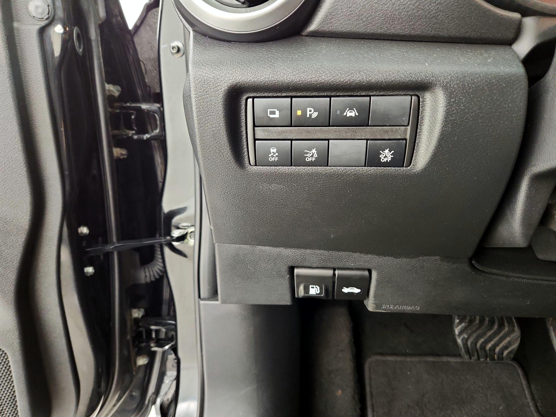 Thumbnail: 2020 Nissan Versa - 13