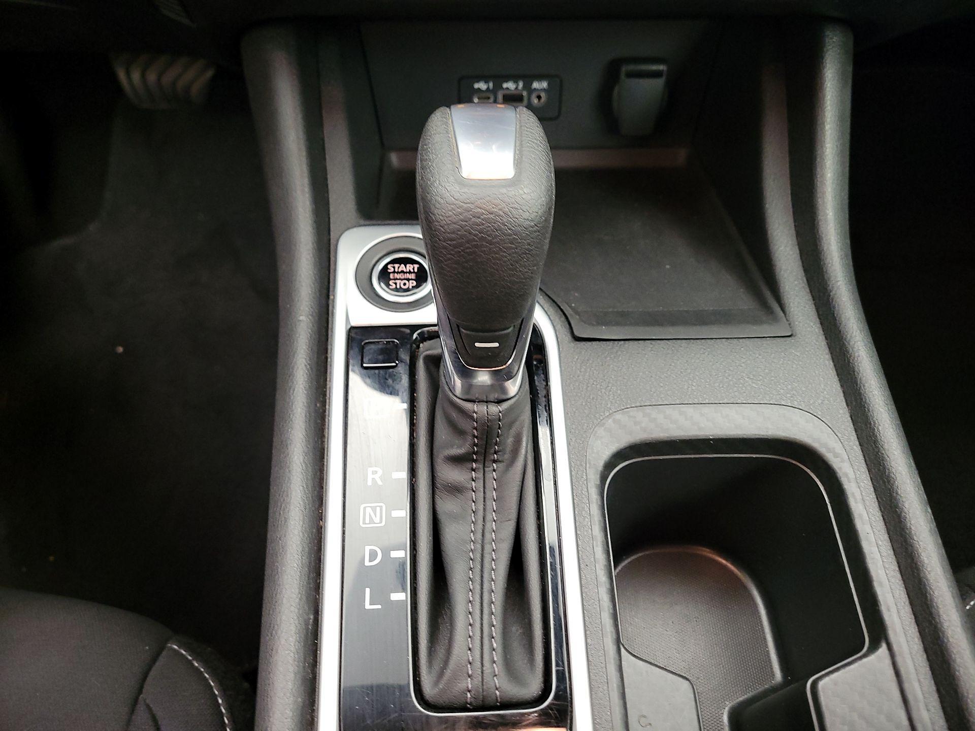 Thumbnail: 2023 Nissan Sentra - 15