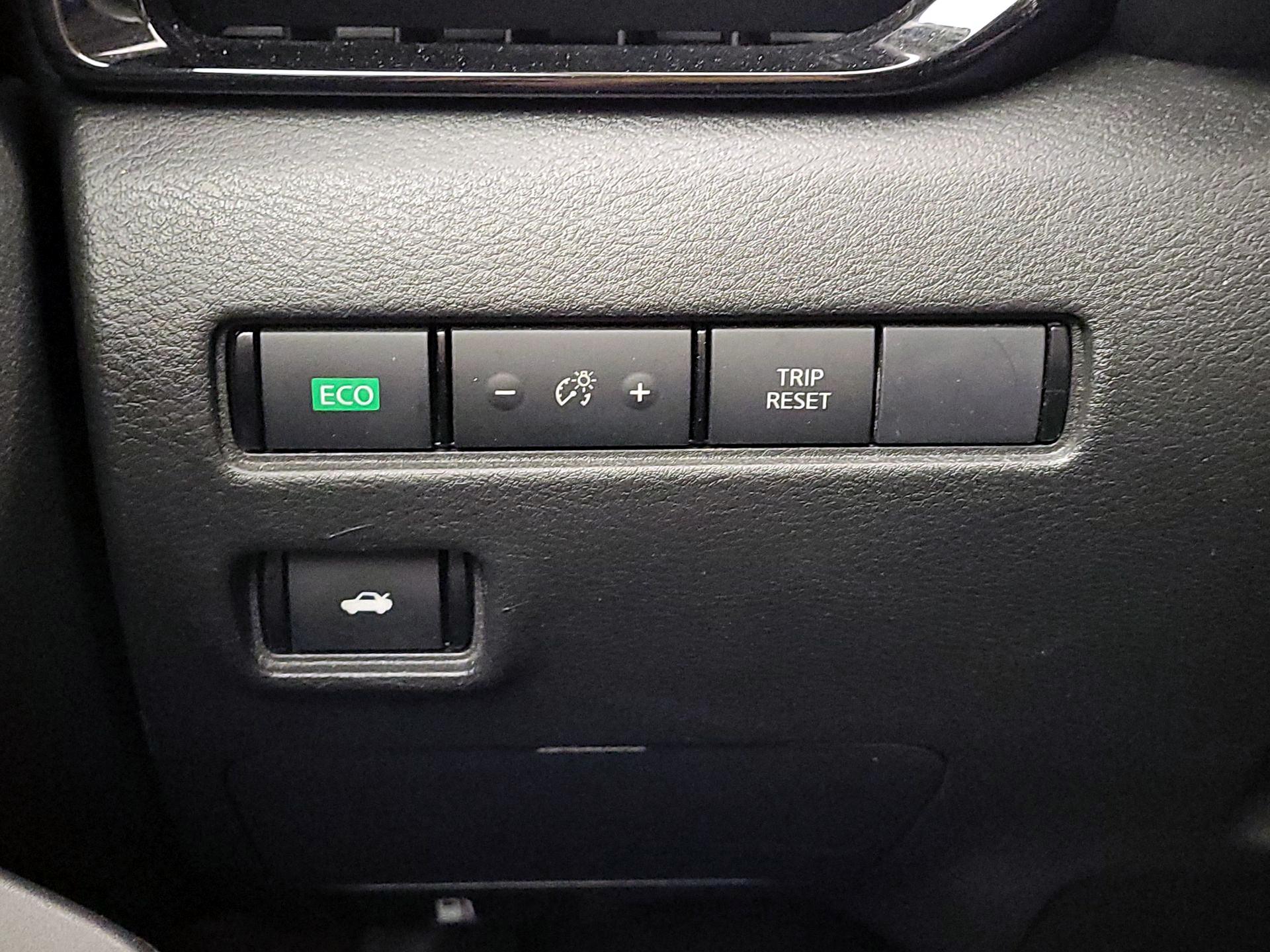 Thumbnail: 2023 Nissan Sentra - 13