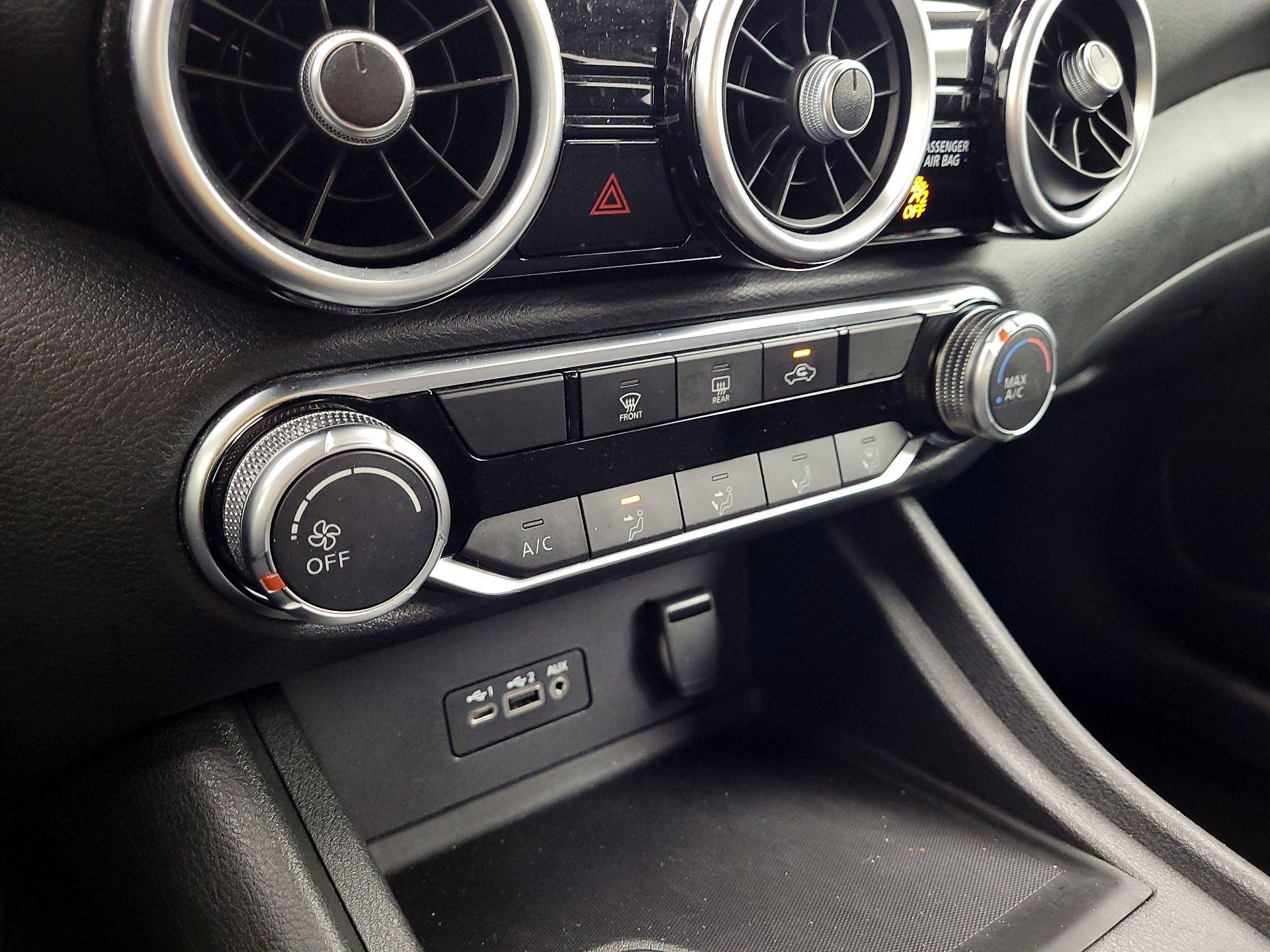 Thumbnail: 2023 Nissan Sentra - 16