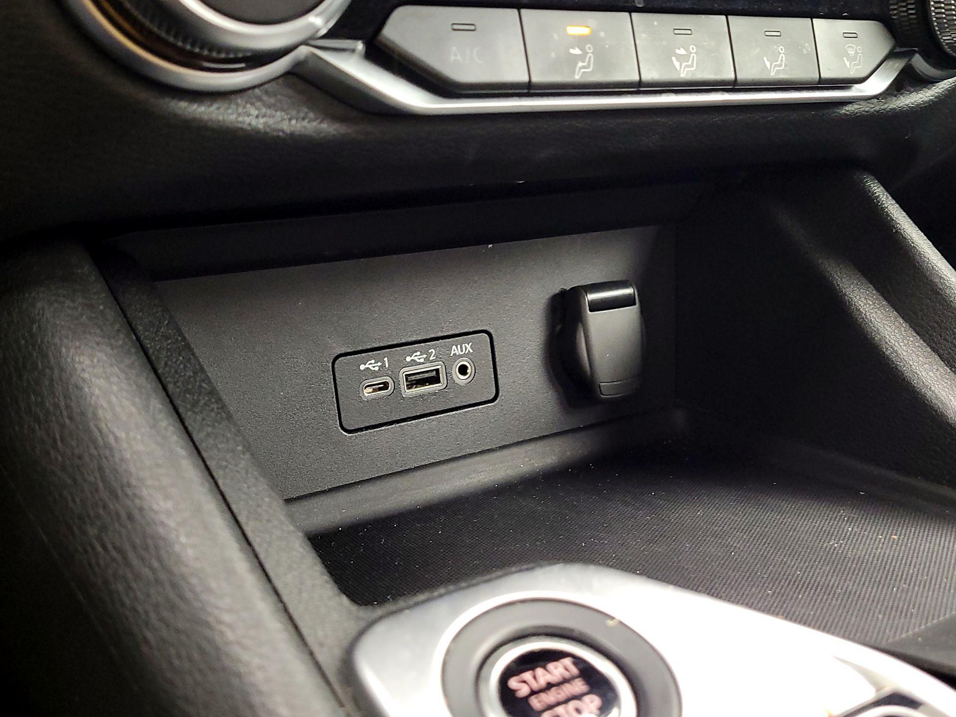 Thumbnail: 2023 Nissan Sentra - 18