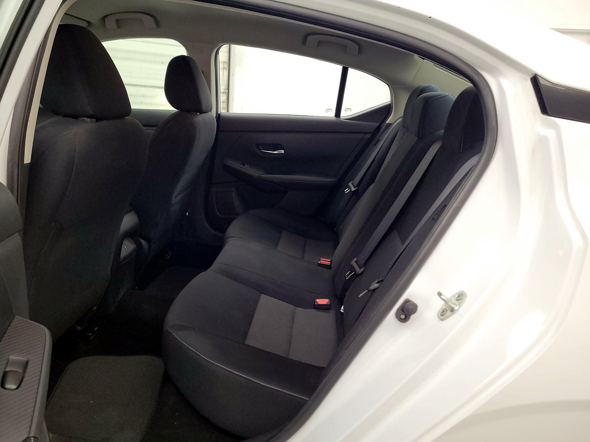 Thumbnail: 2023 Nissan Sentra - 19