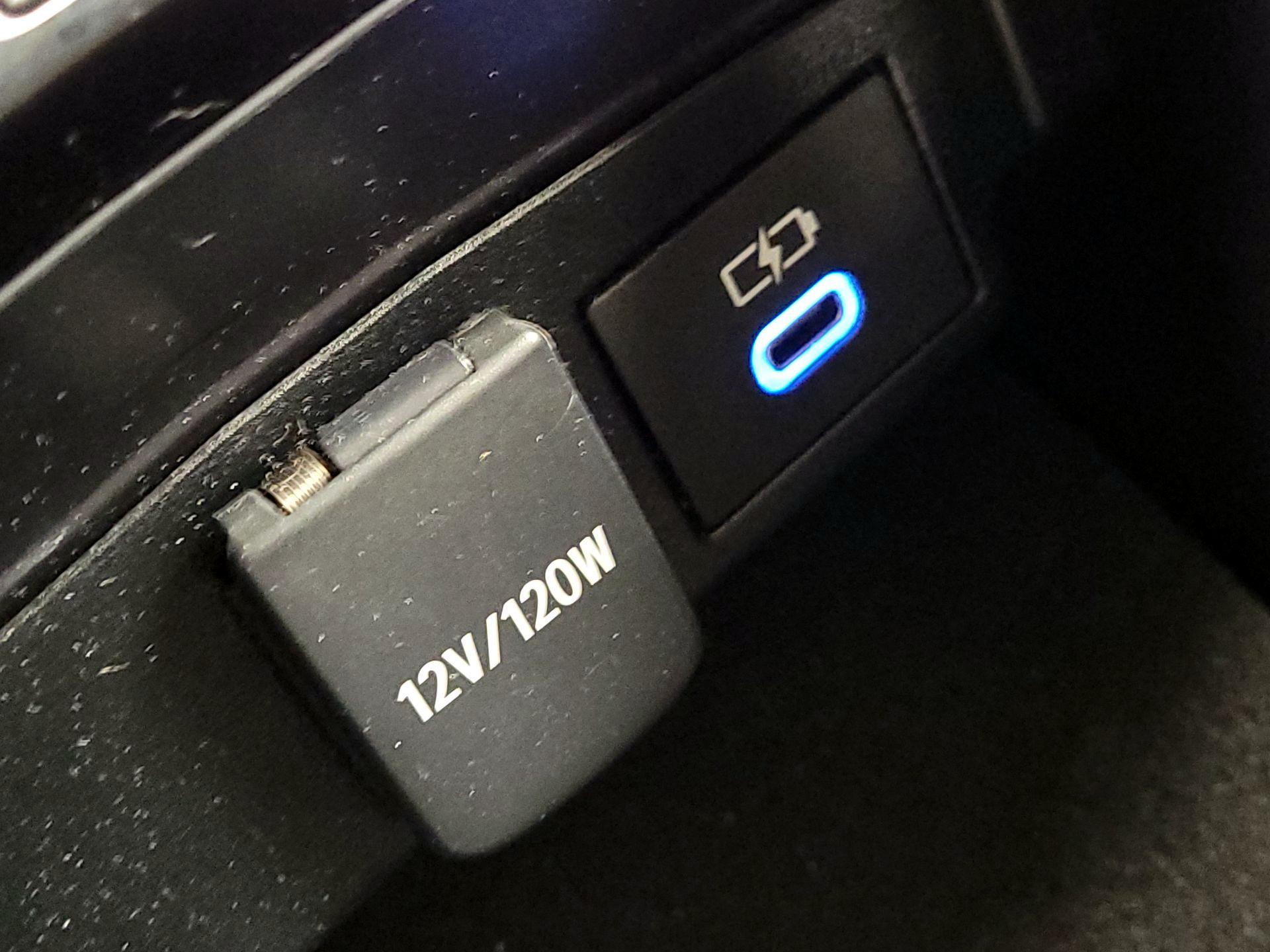 Thumbnail: 2022 Toyota Corolla - 18