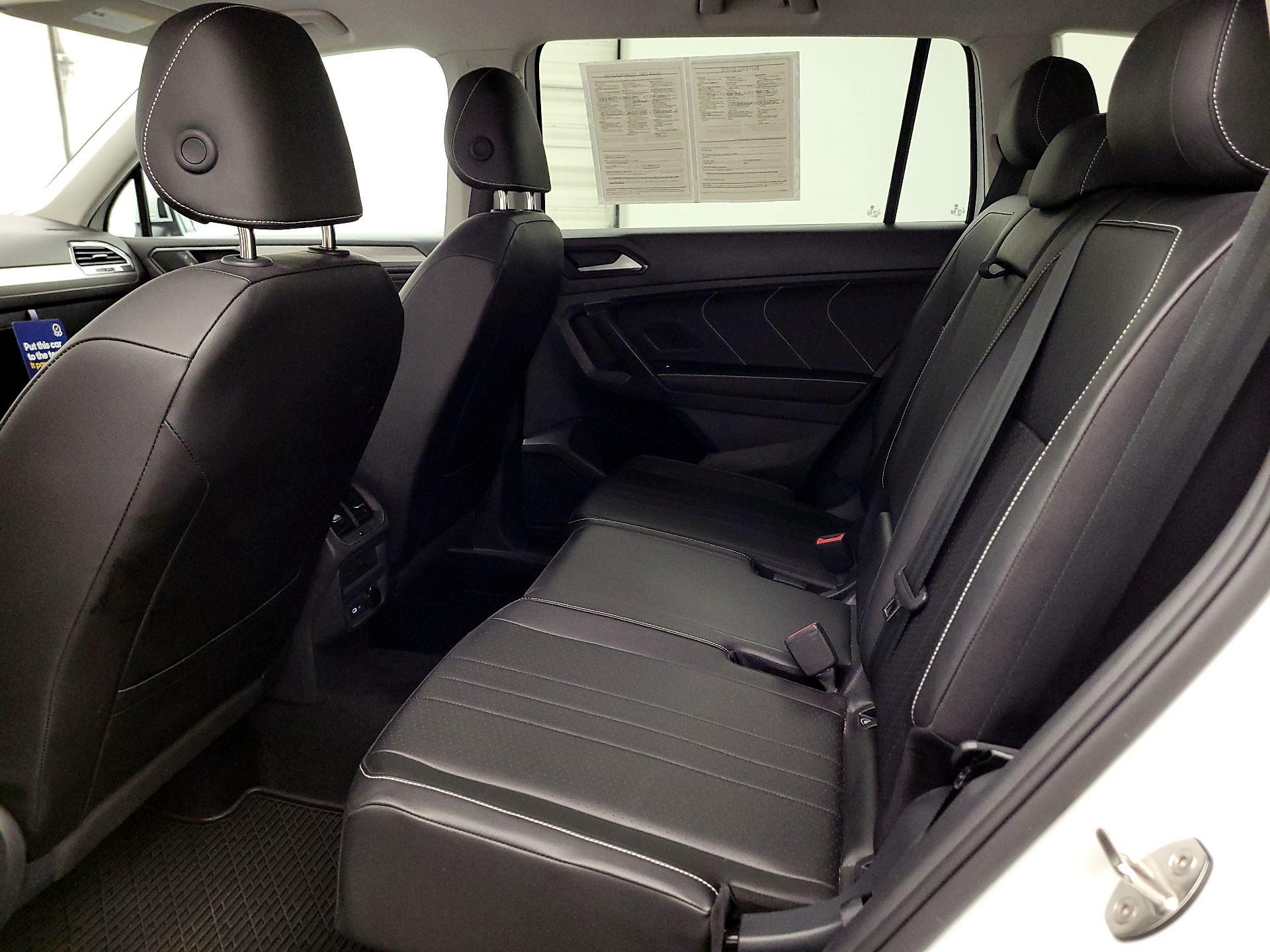 Thumbnail: 2024 Volkswagen Tiguan - 19