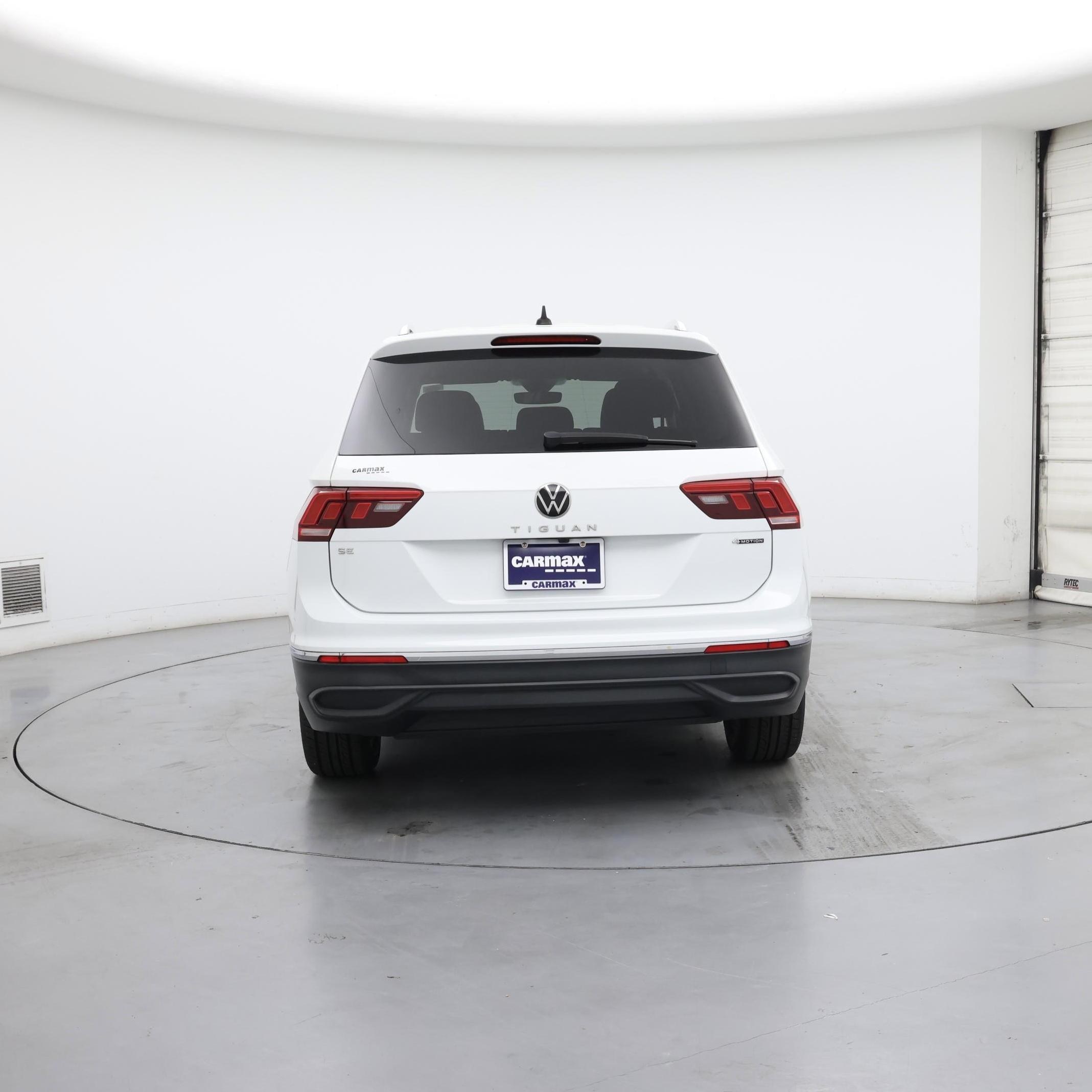 Thumbnail: 2024 Volkswagen Tiguan - 6