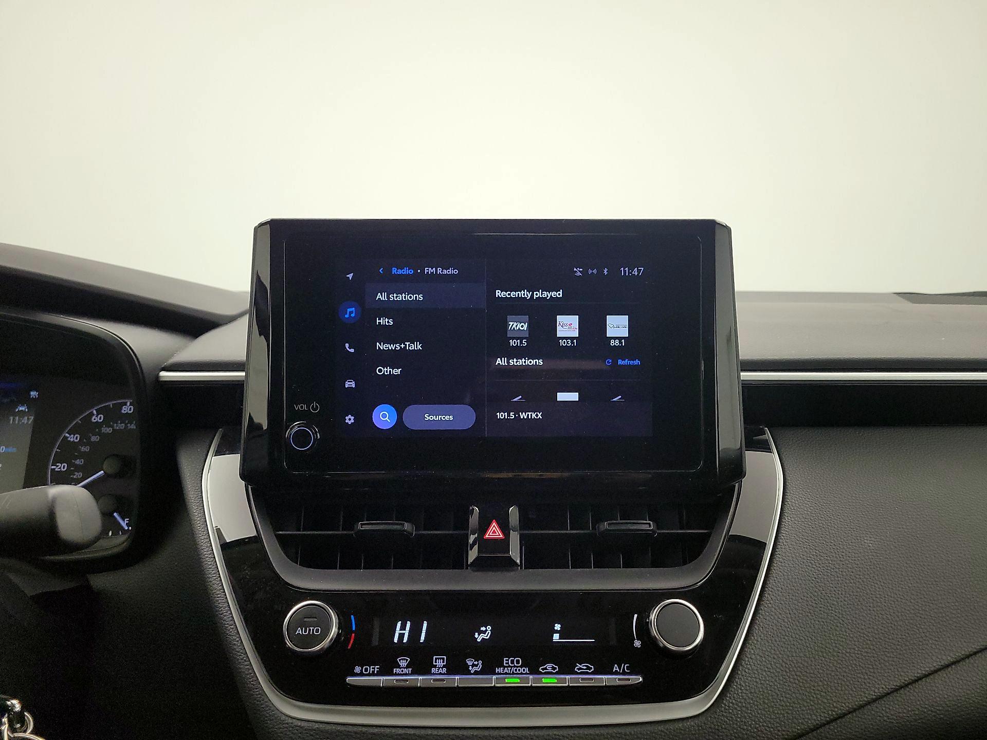 Thumbnail: 2023 Toyota Corolla - 15