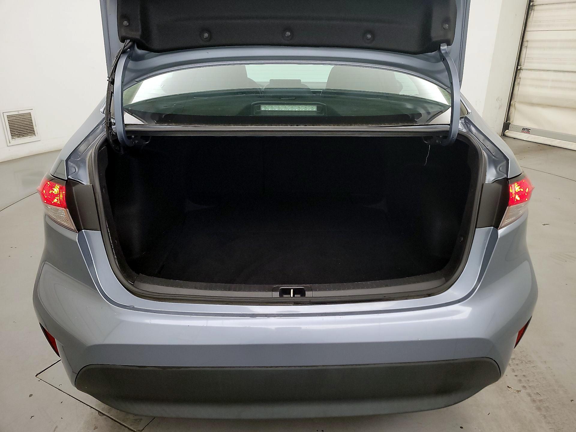 Thumbnail: 2023 Toyota Corolla - 20