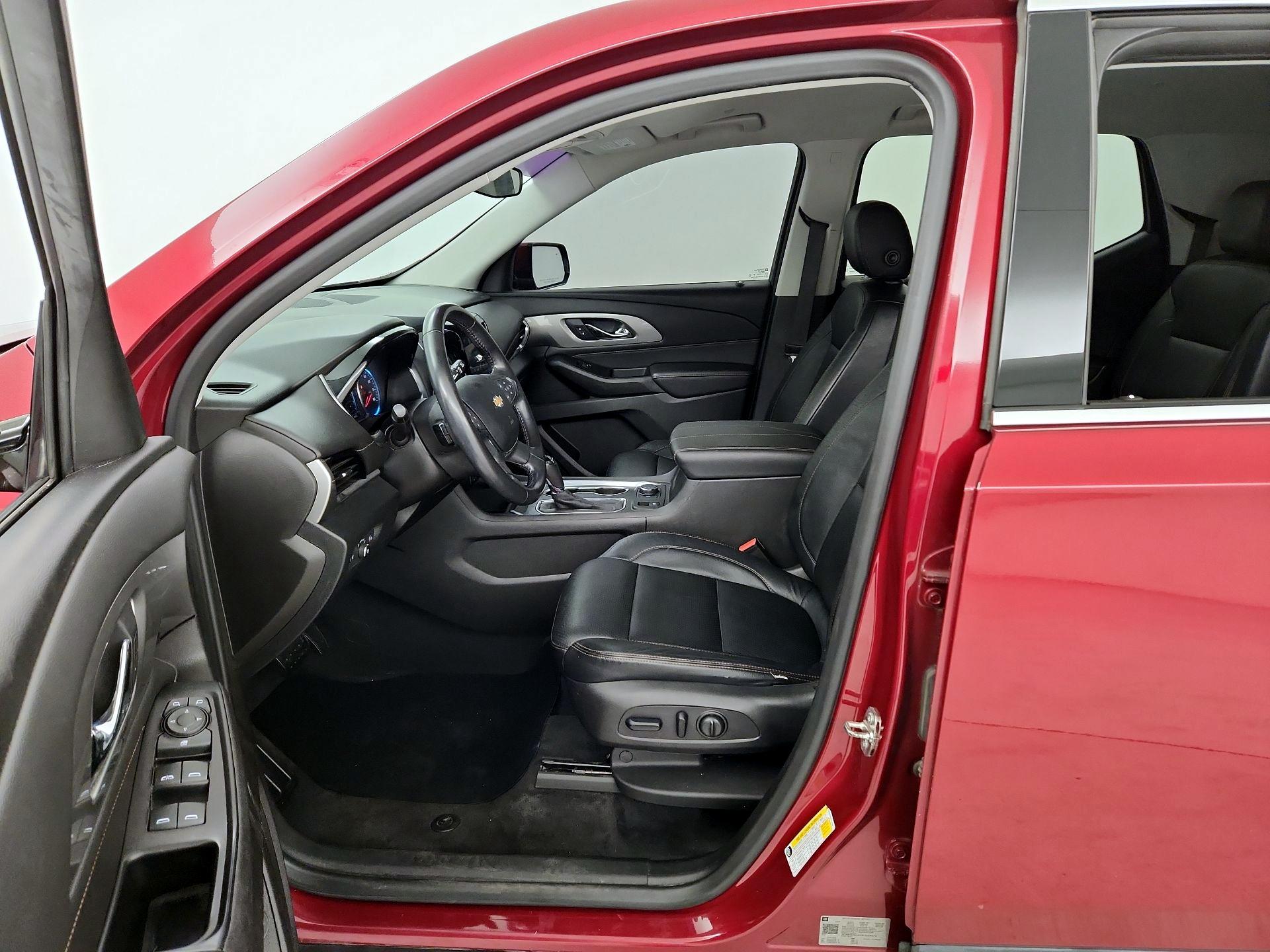 Thumbnail: 2019 Chevrolet Traverse - 11