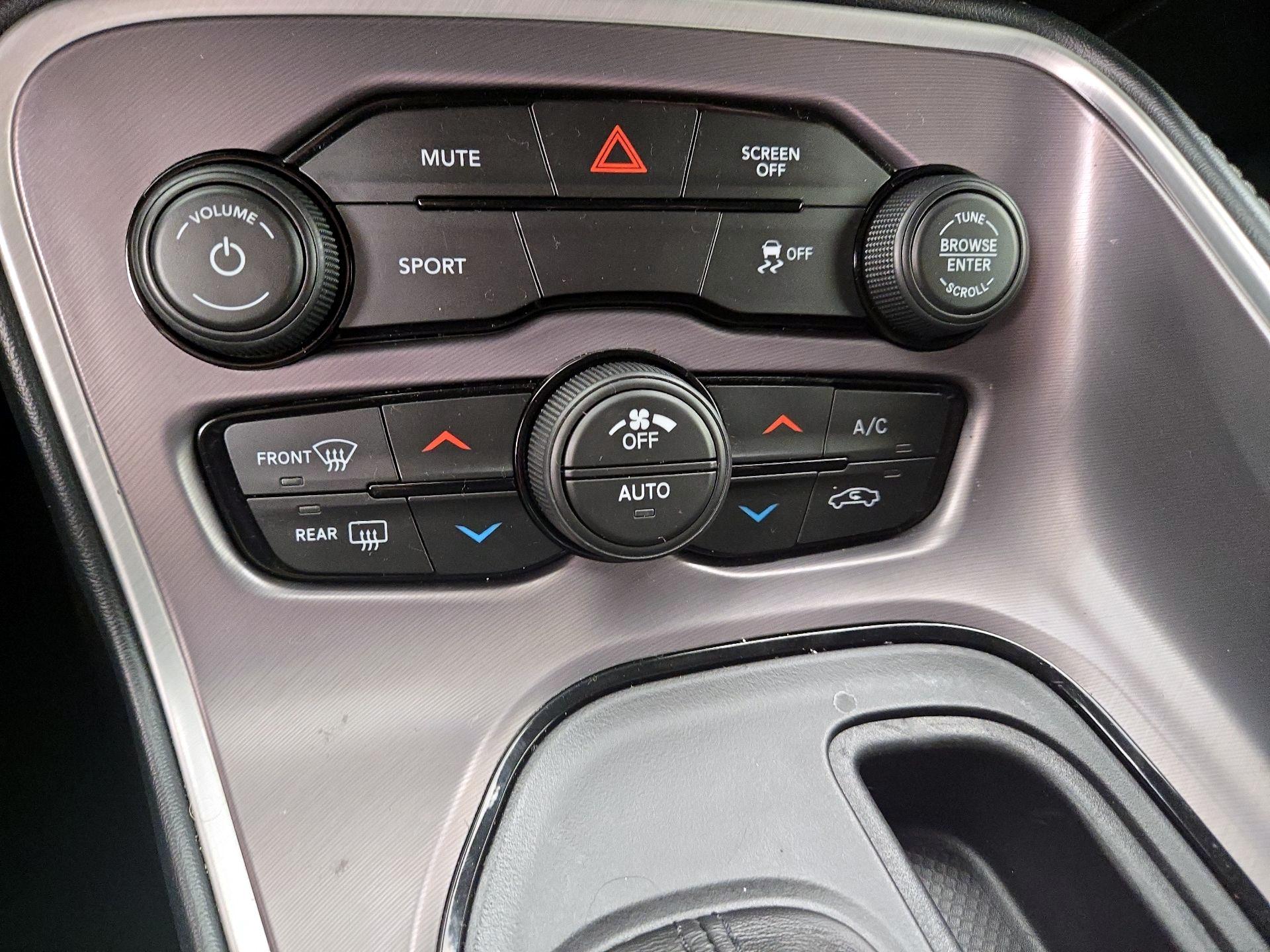 Thumbnail: 2021 Dodge Challenger - 16