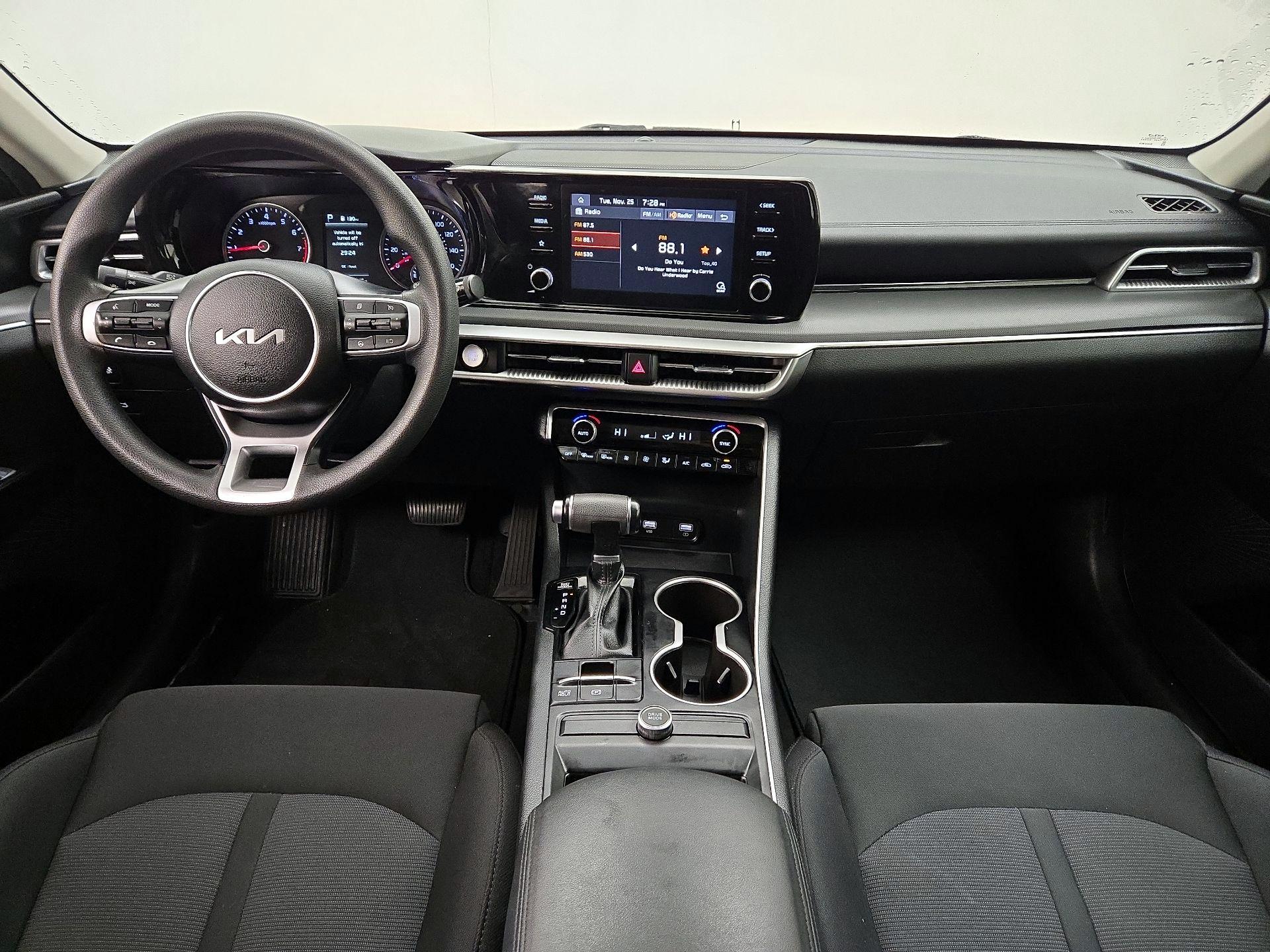 Thumbnail: 2023 Kia K5 - 9