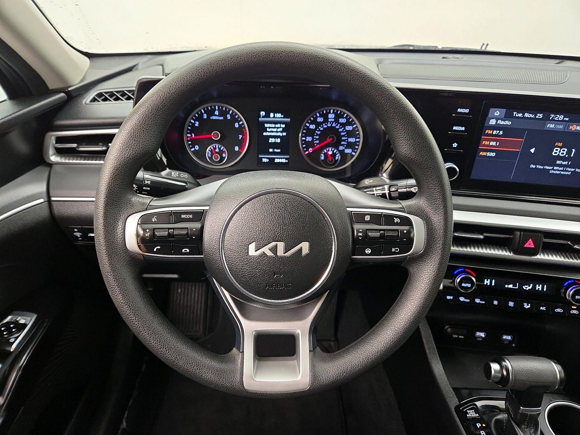 Thumbnail: 2023 Kia K5 - 10