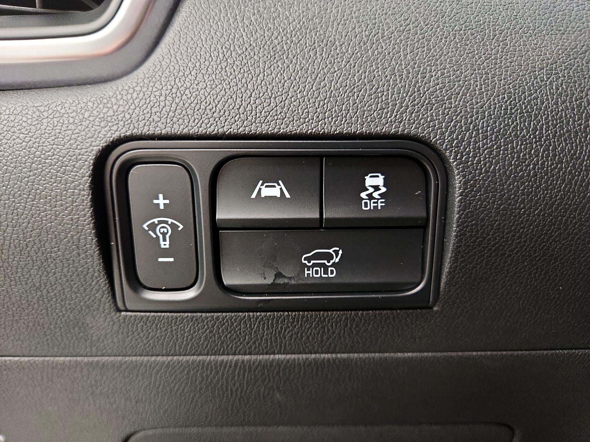 Thumbnail: 2023 Kia Sorento - 13