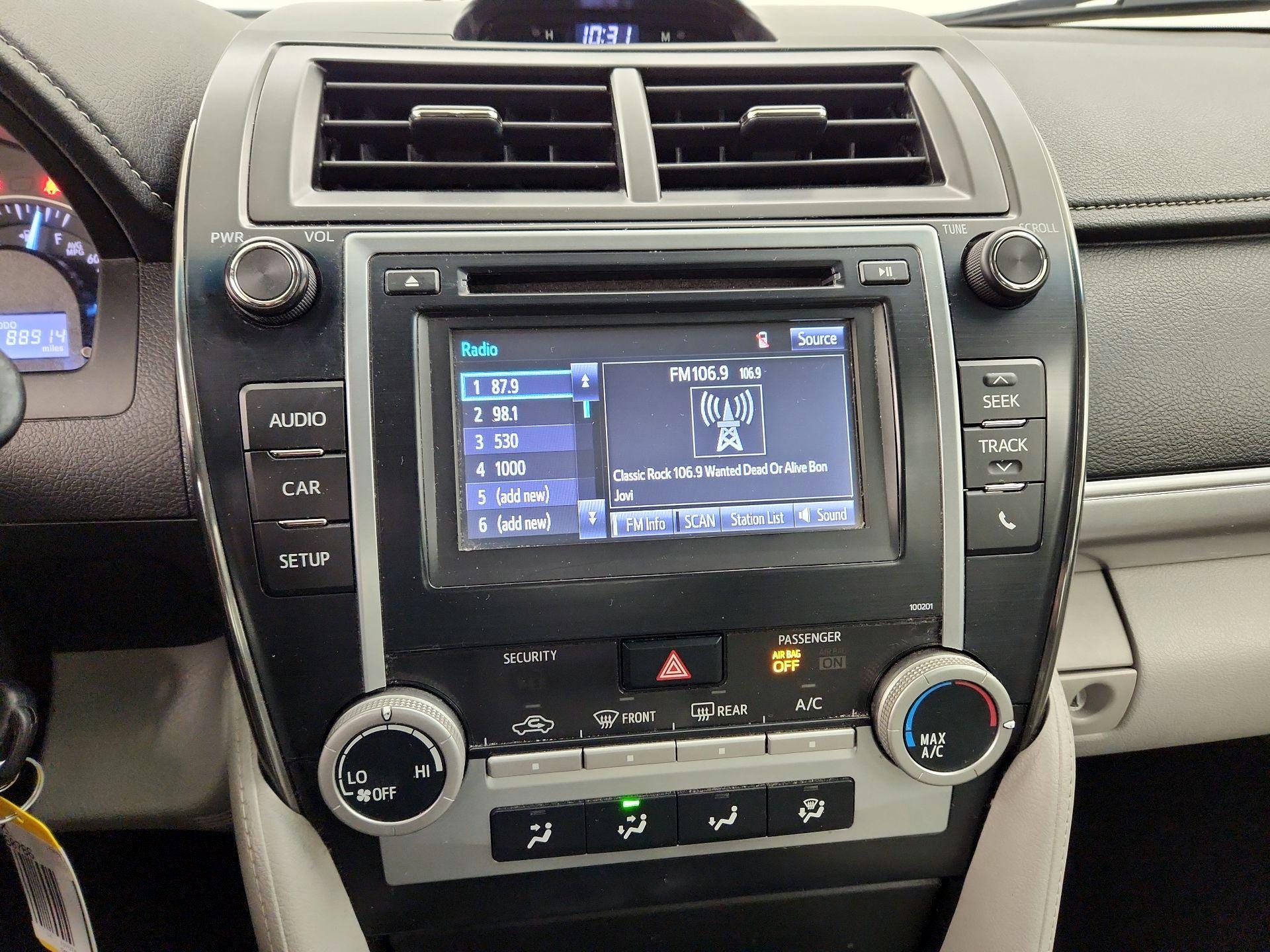 Thumbnail: 2014 Toyota Camry - 15