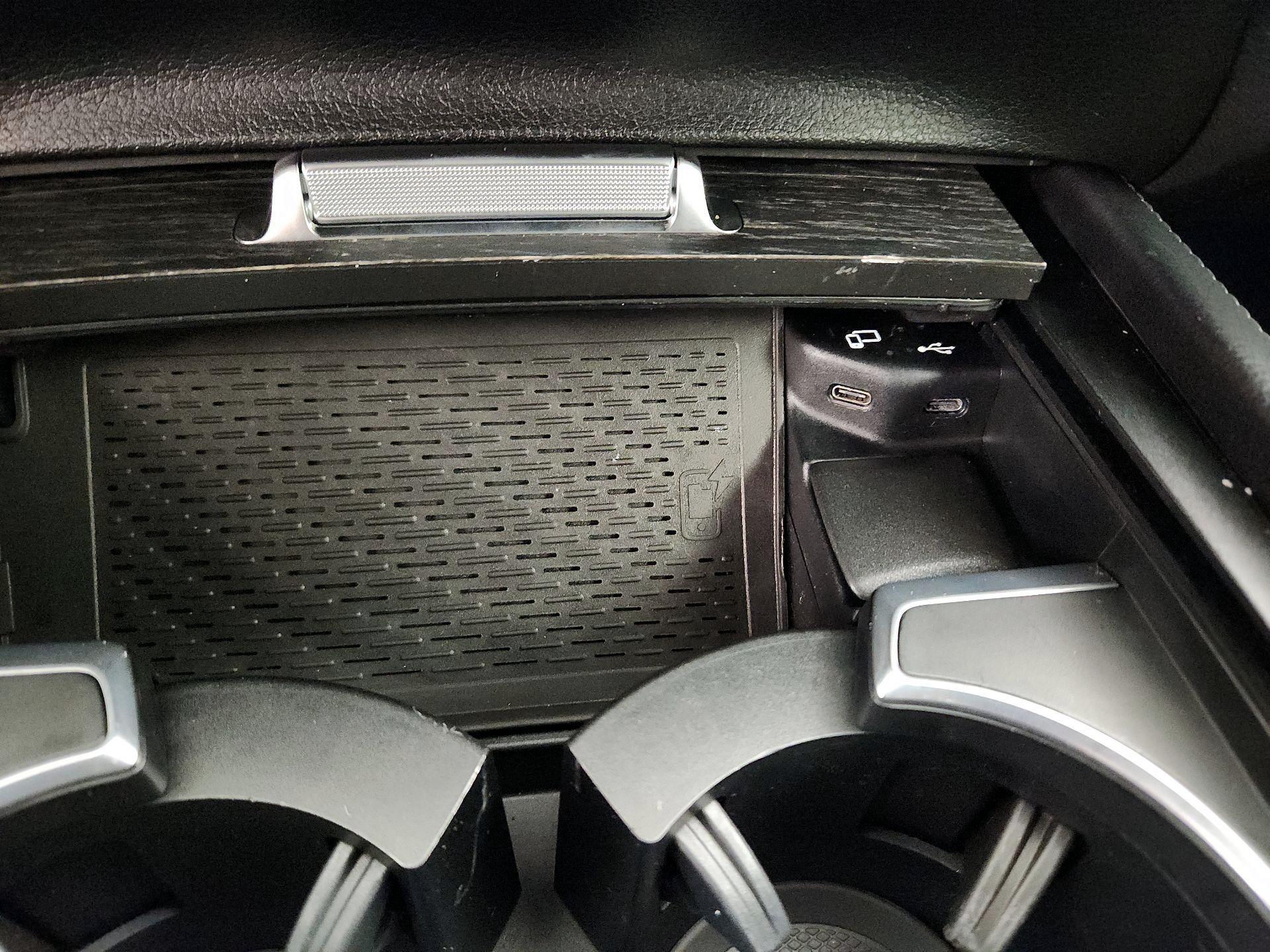 Thumbnail: 2020 Mercedes-Benz GLE - 19