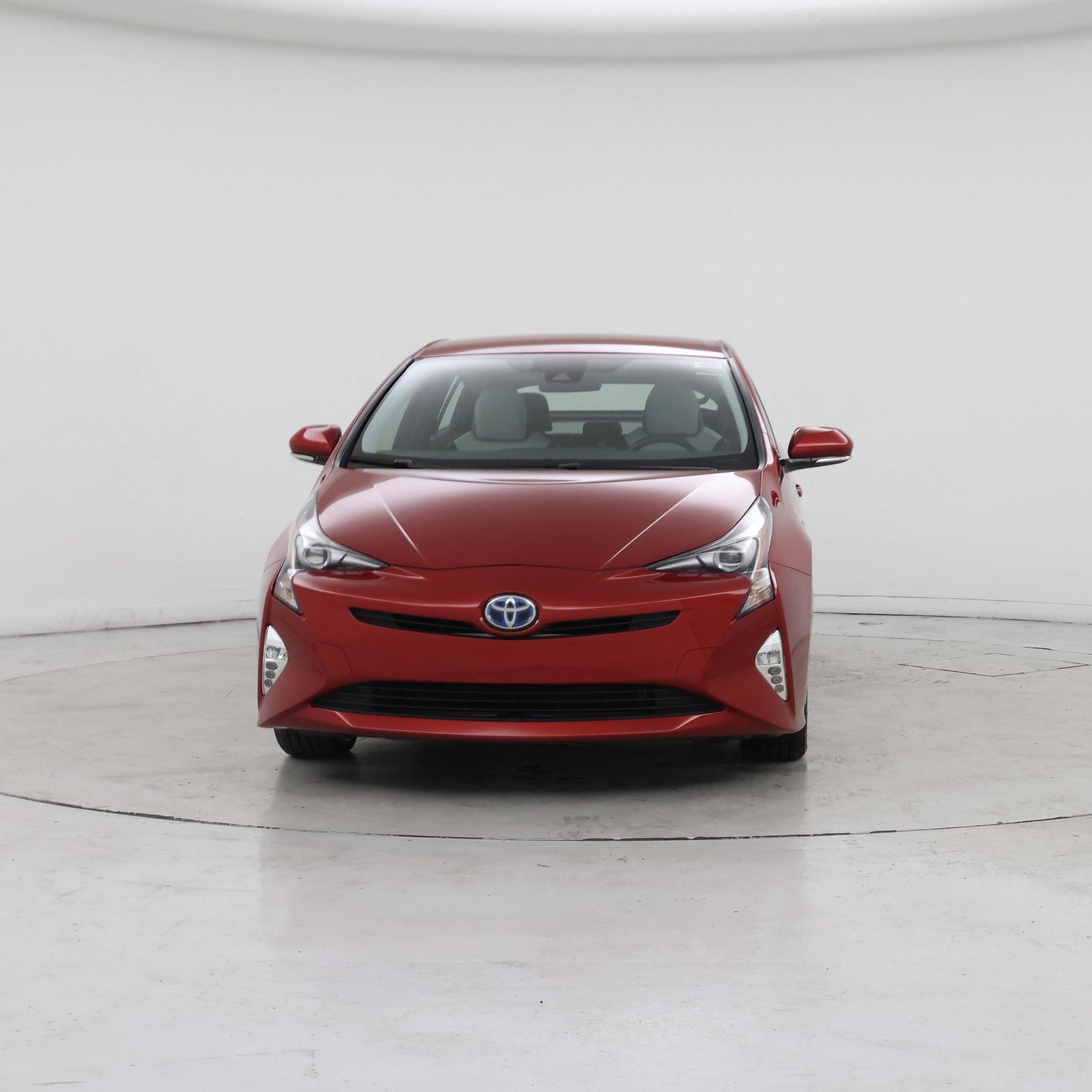Thumbnail: 2016 Toyota Prius - 5