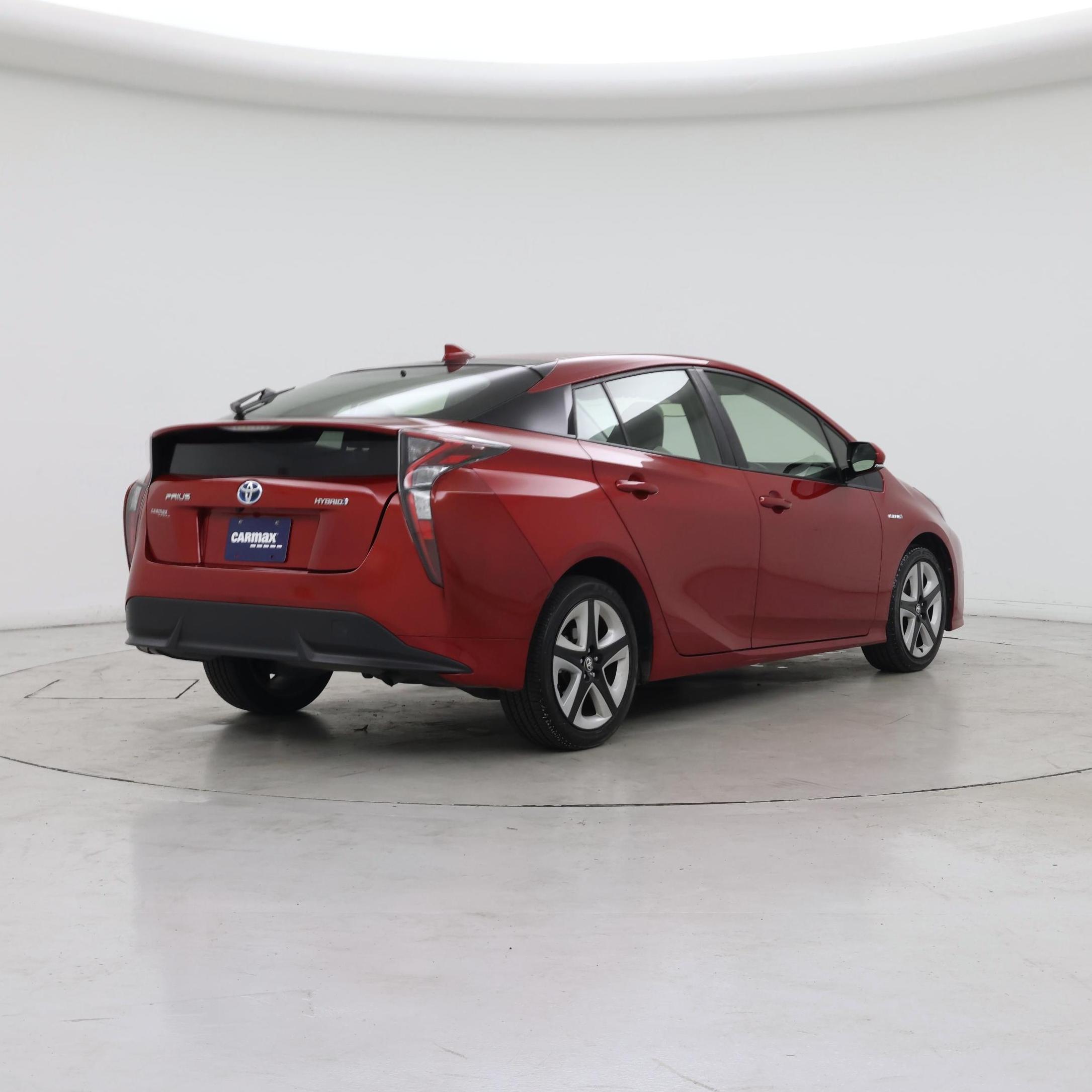 Thumbnail: 2016 Toyota Prius - 8