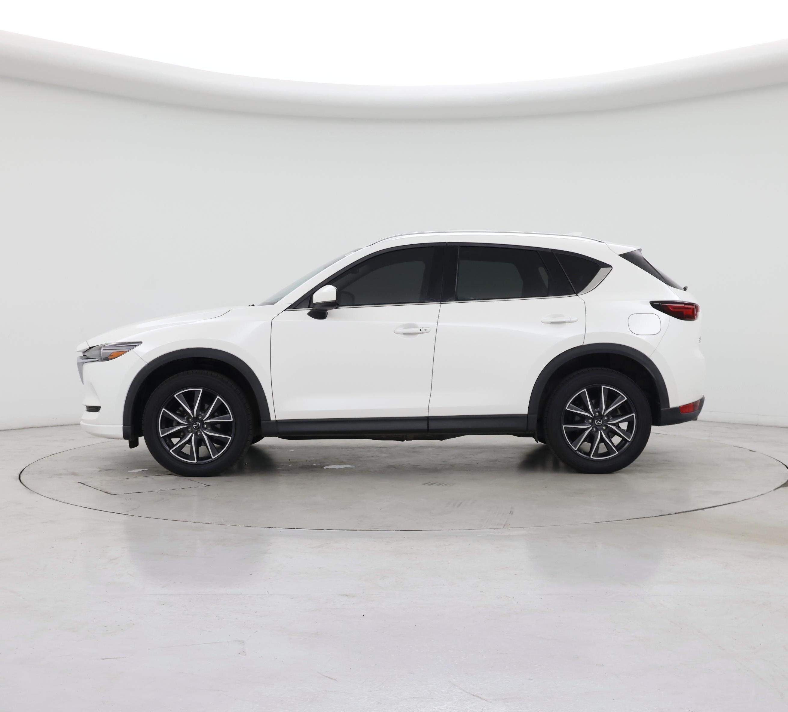 Thumbnail: 2017 Mazda CX-5 - 3