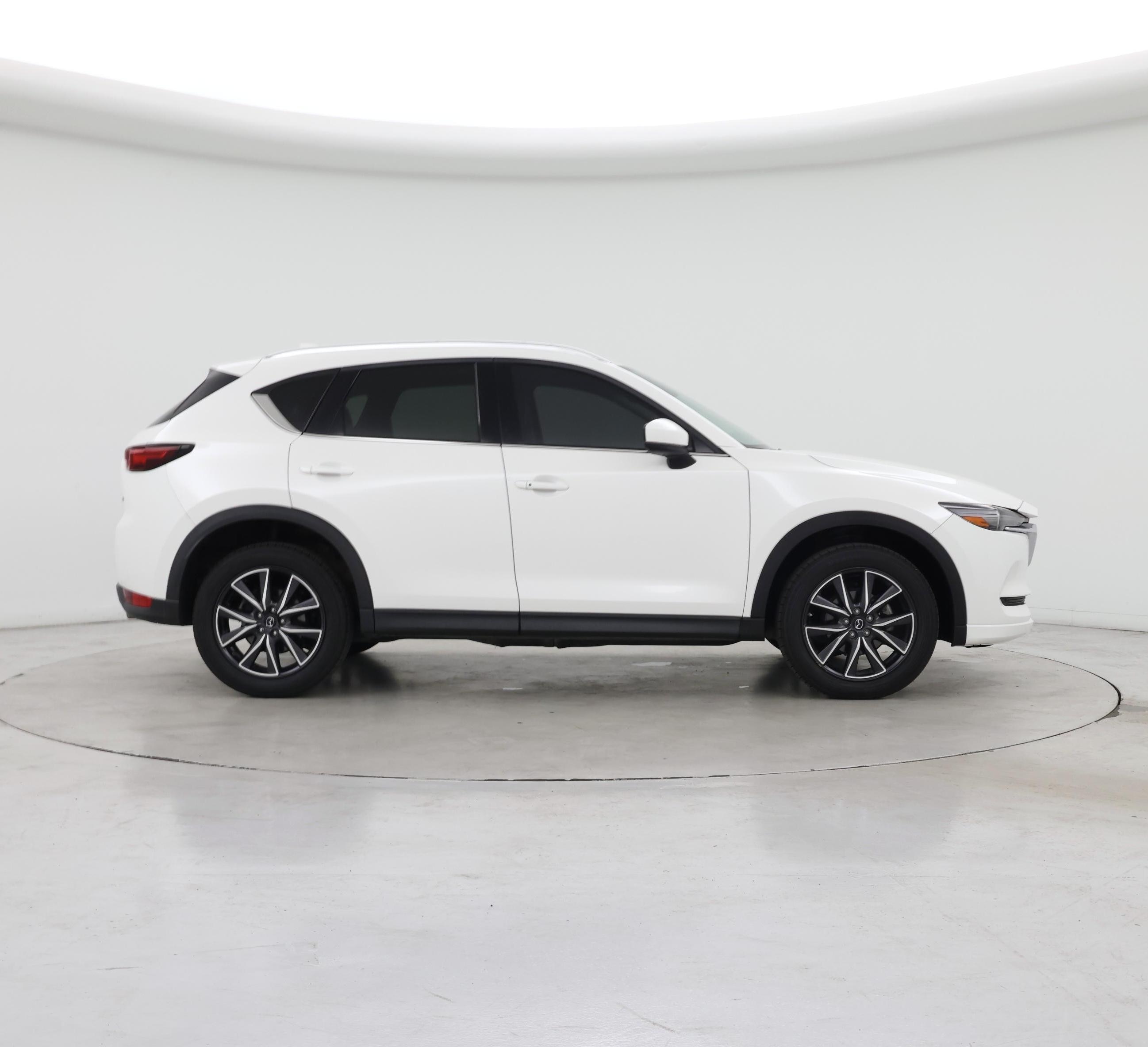 Thumbnail: 2017 Mazda CX-5 - 7
