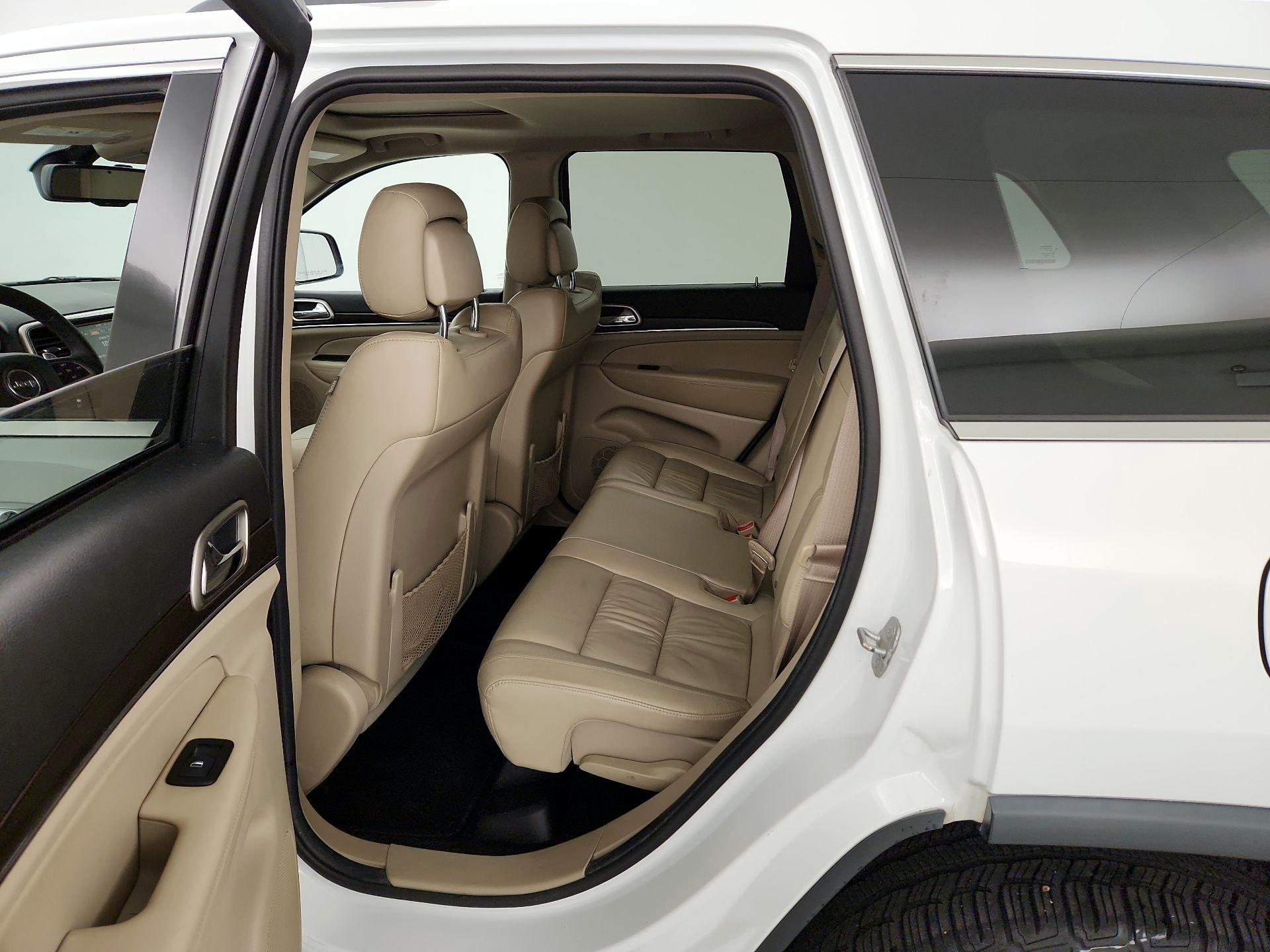 Thumbnail: 2014 Jeep Grand Cherokee - 20