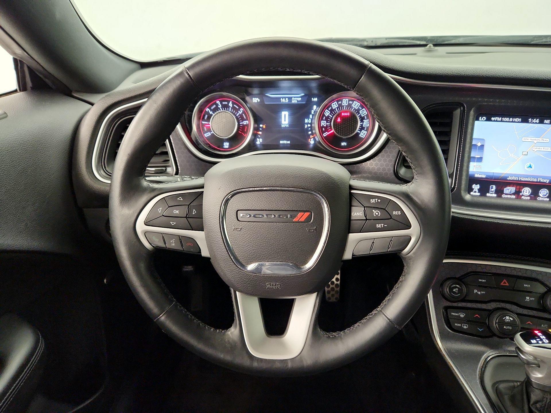 Thumbnail: 2016 Dodge Challenger - 10