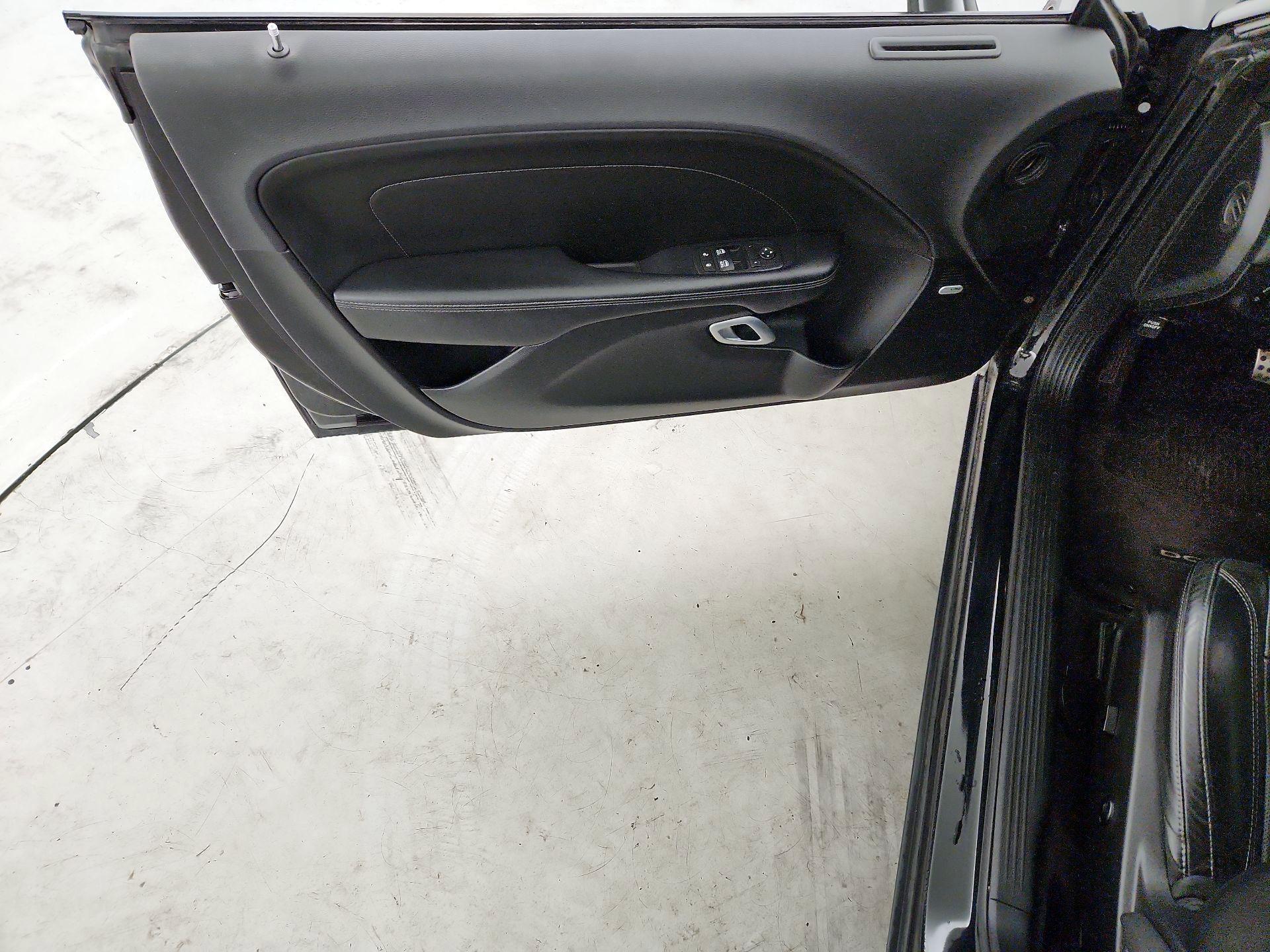 Thumbnail: 2016 Dodge Challenger - 12