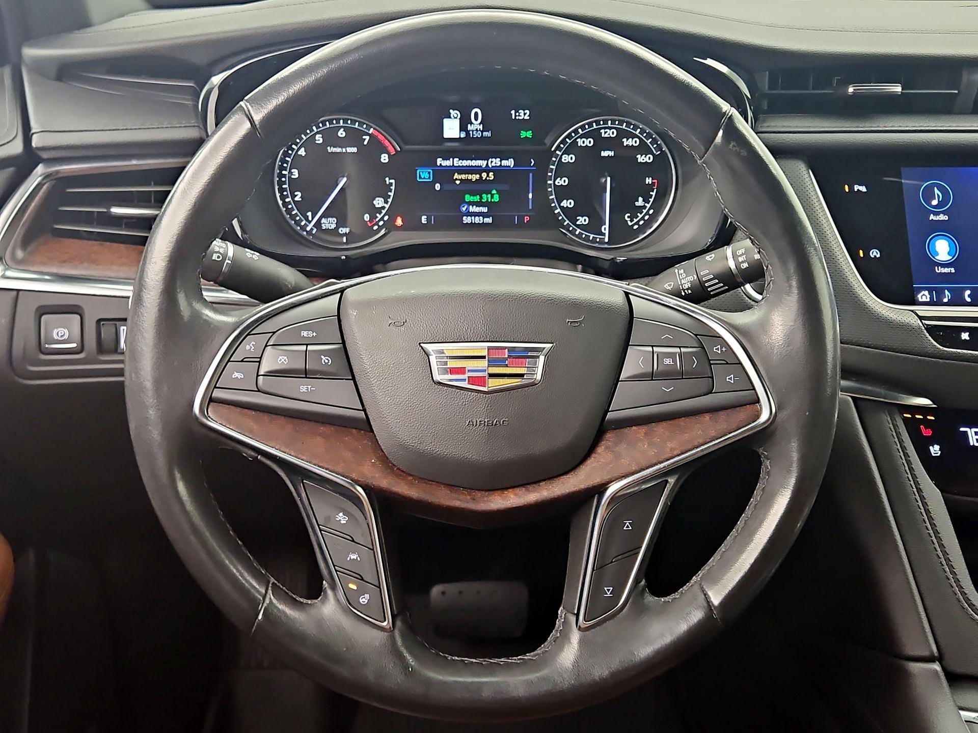 Thumbnail: 2021 Cadillac XT5 - 10