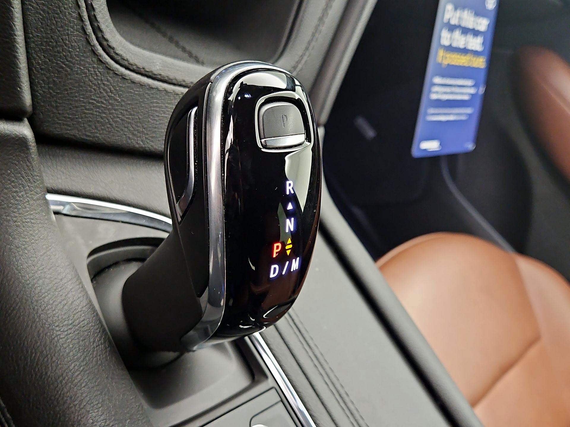 Thumbnail: 2021 Cadillac XT5 - 17