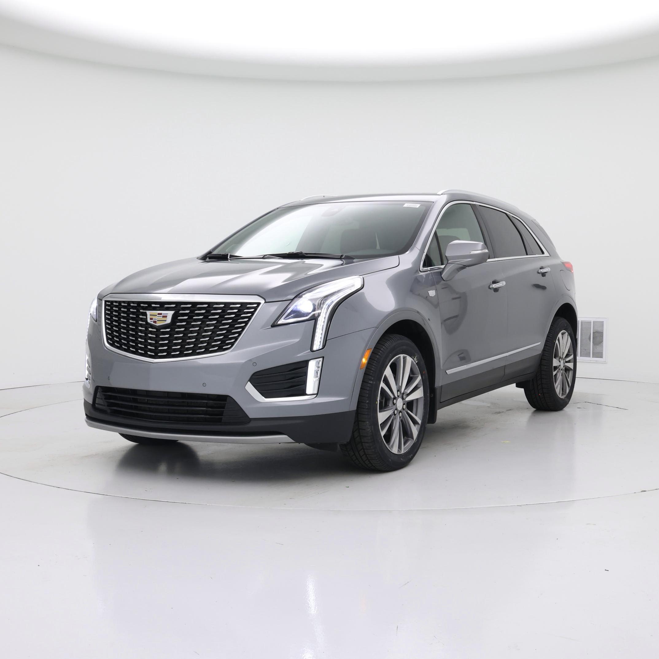 Thumbnail: 2021 Cadillac XT5 - 4