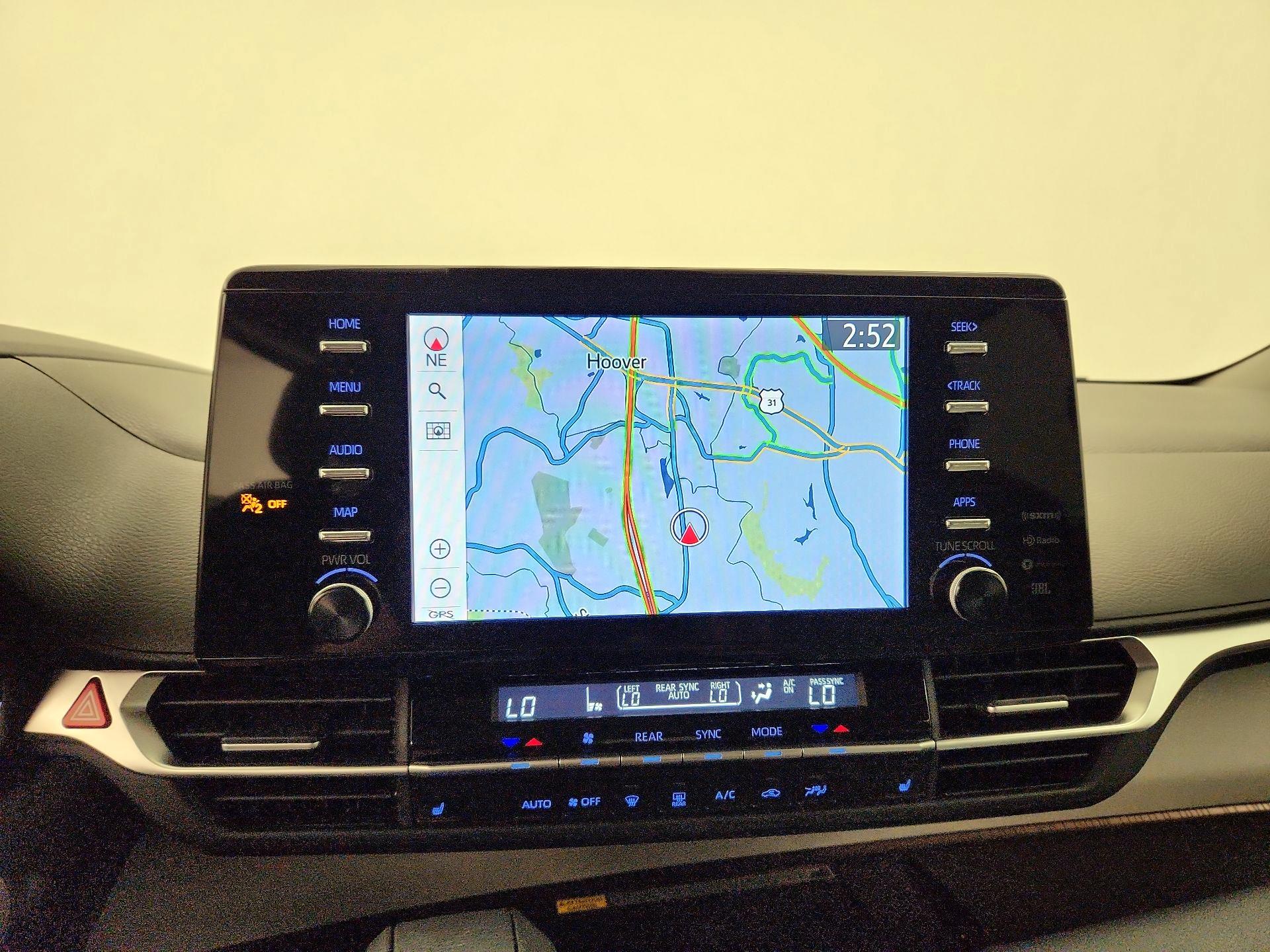 Thumbnail: 2024 Toyota Sienna - 14