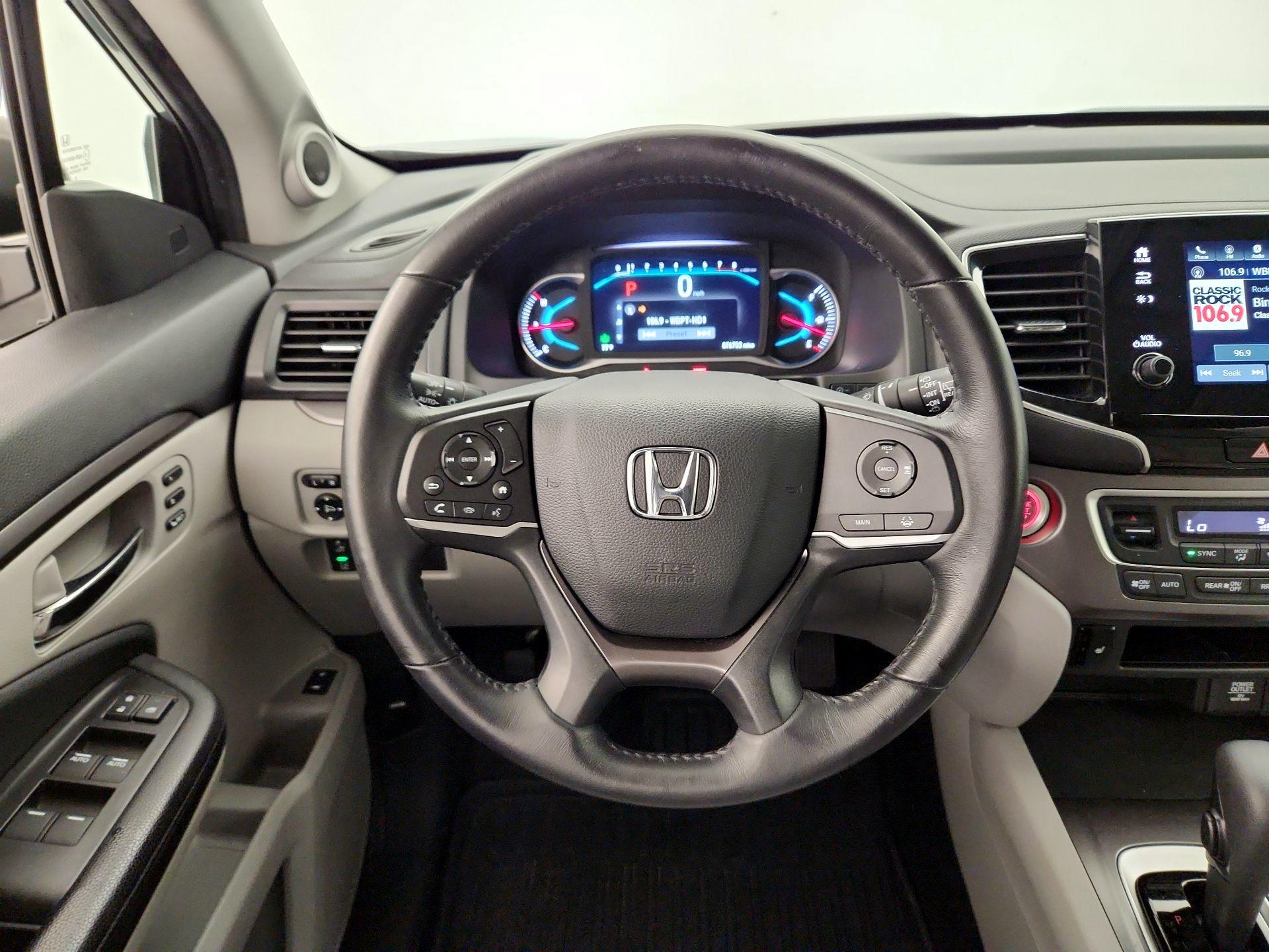 Thumbnail: 2019 Honda Pilot - 10