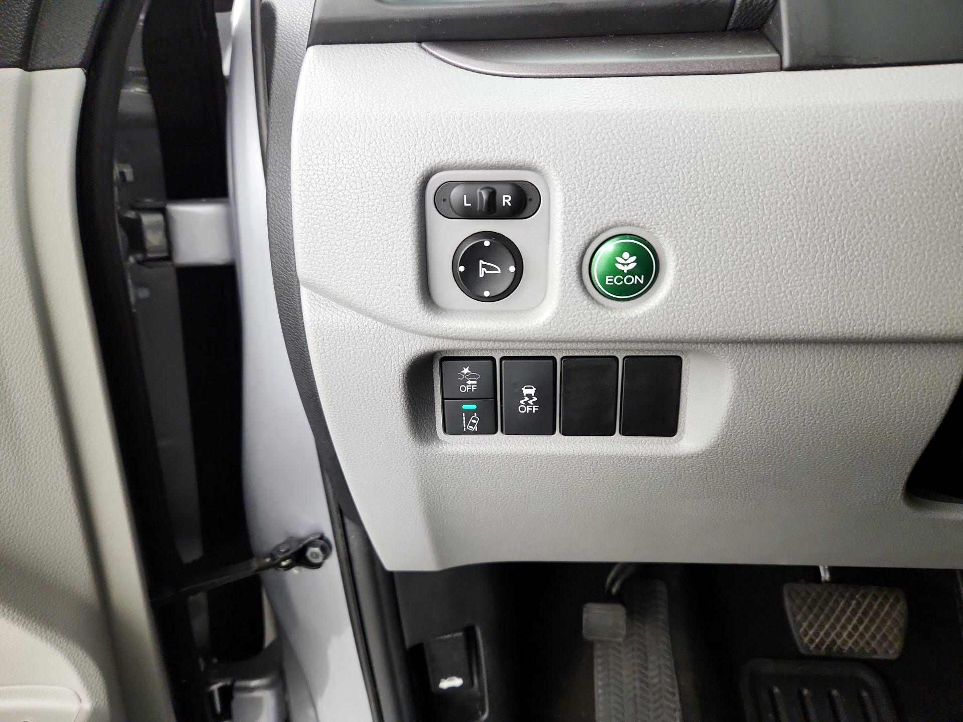 Thumbnail: 2019 Honda Pilot - 13