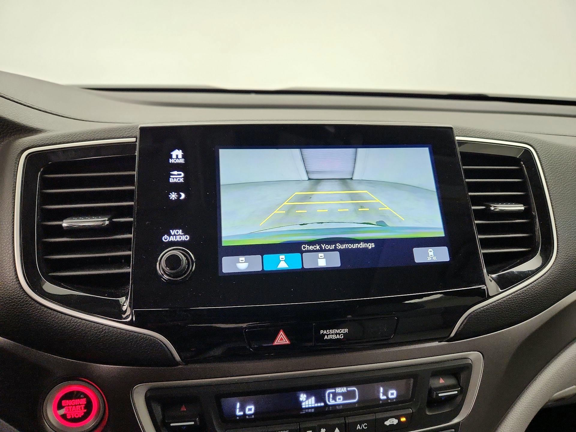 Thumbnail: 2019 Honda Pilot - 14