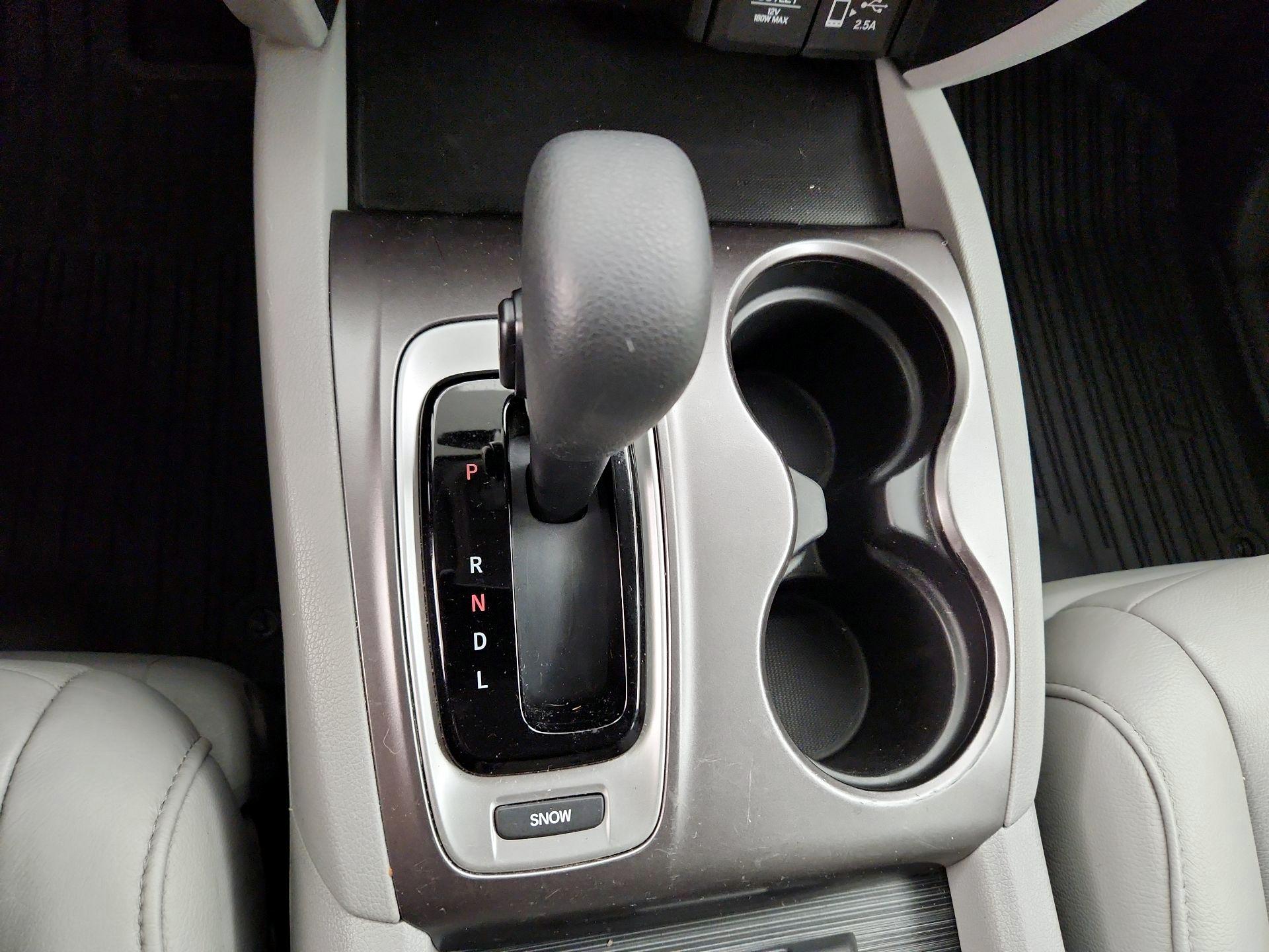 Thumbnail: 2019 Honda Pilot - 17