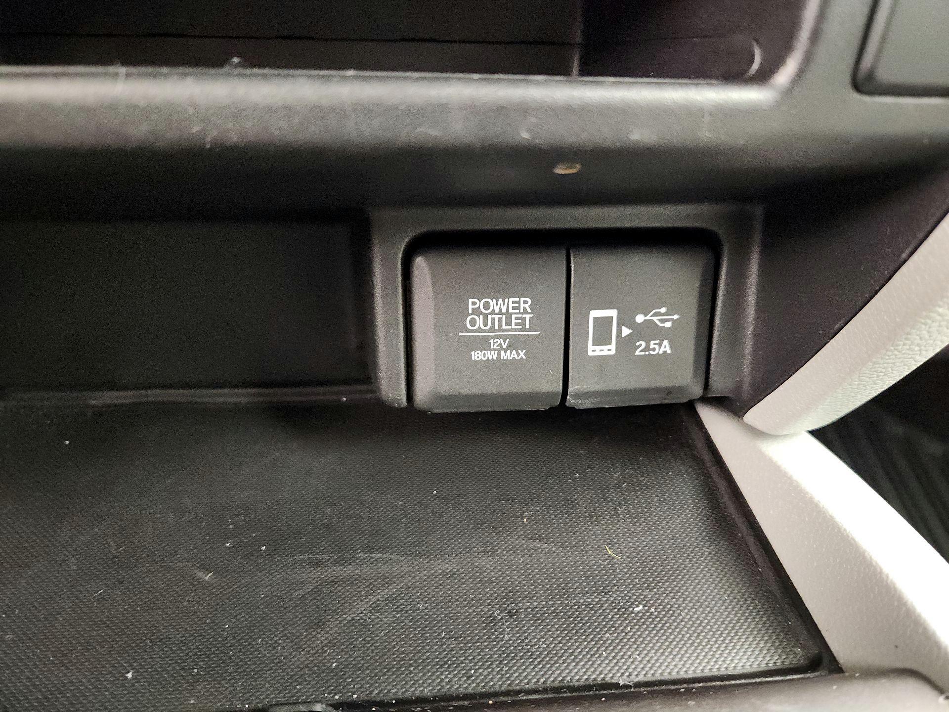 Thumbnail: 2019 Honda Pilot - 18