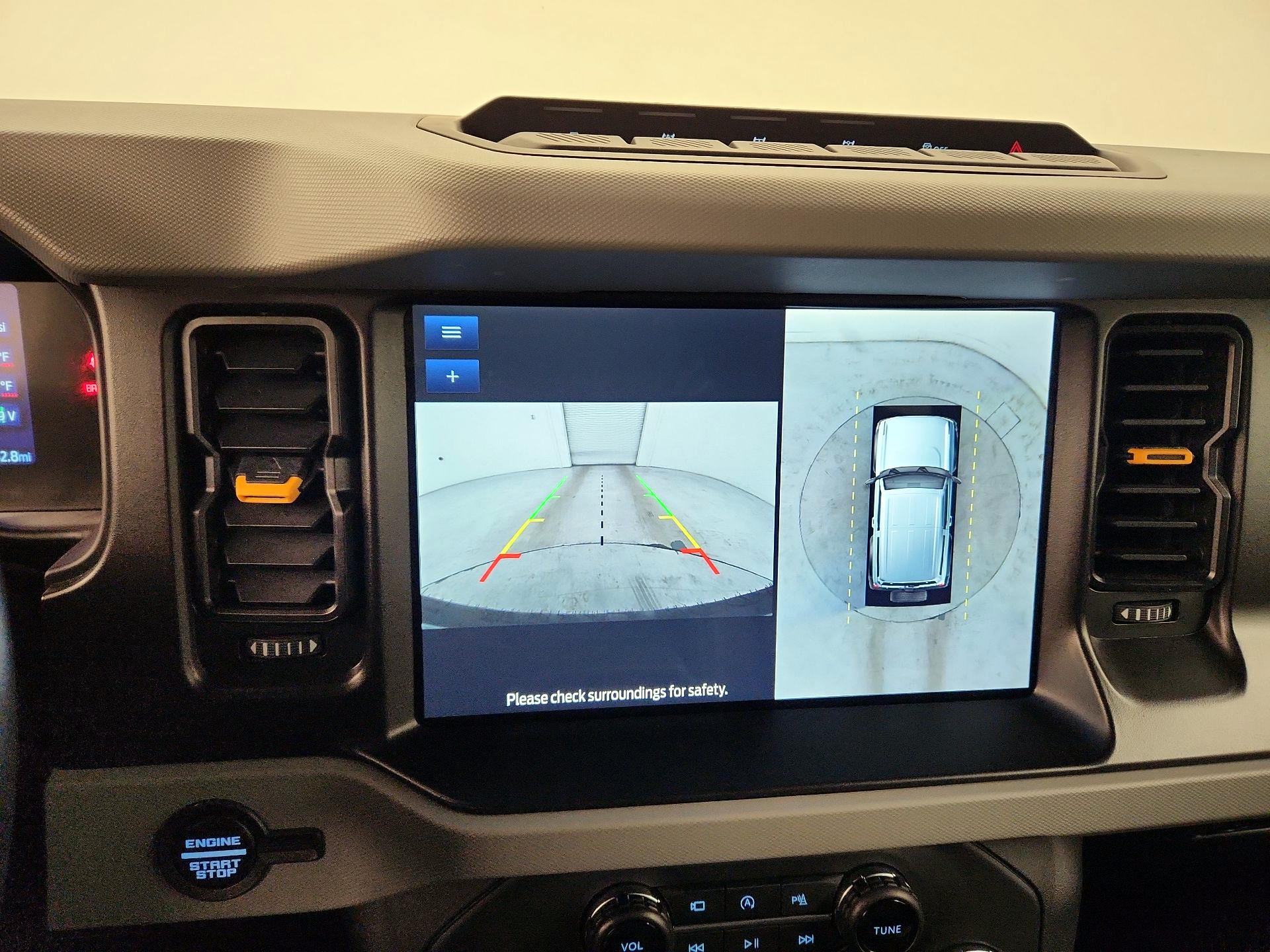 Thumbnail: 2023 Ford Bronco - 15