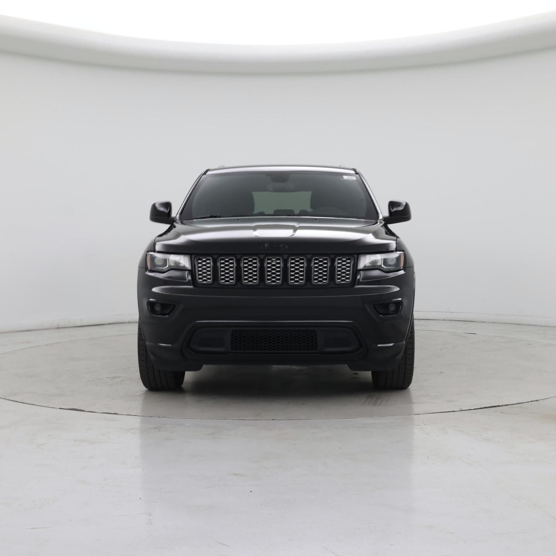 Thumbnail: 2018 Jeep Grand Cherokee - 5