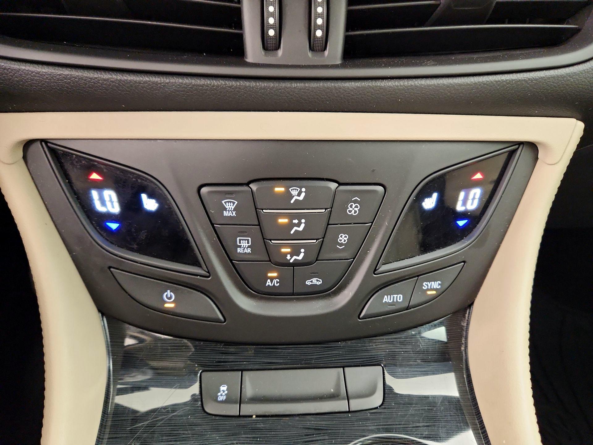 Thumbnail: 2017 Buick Envision - 16