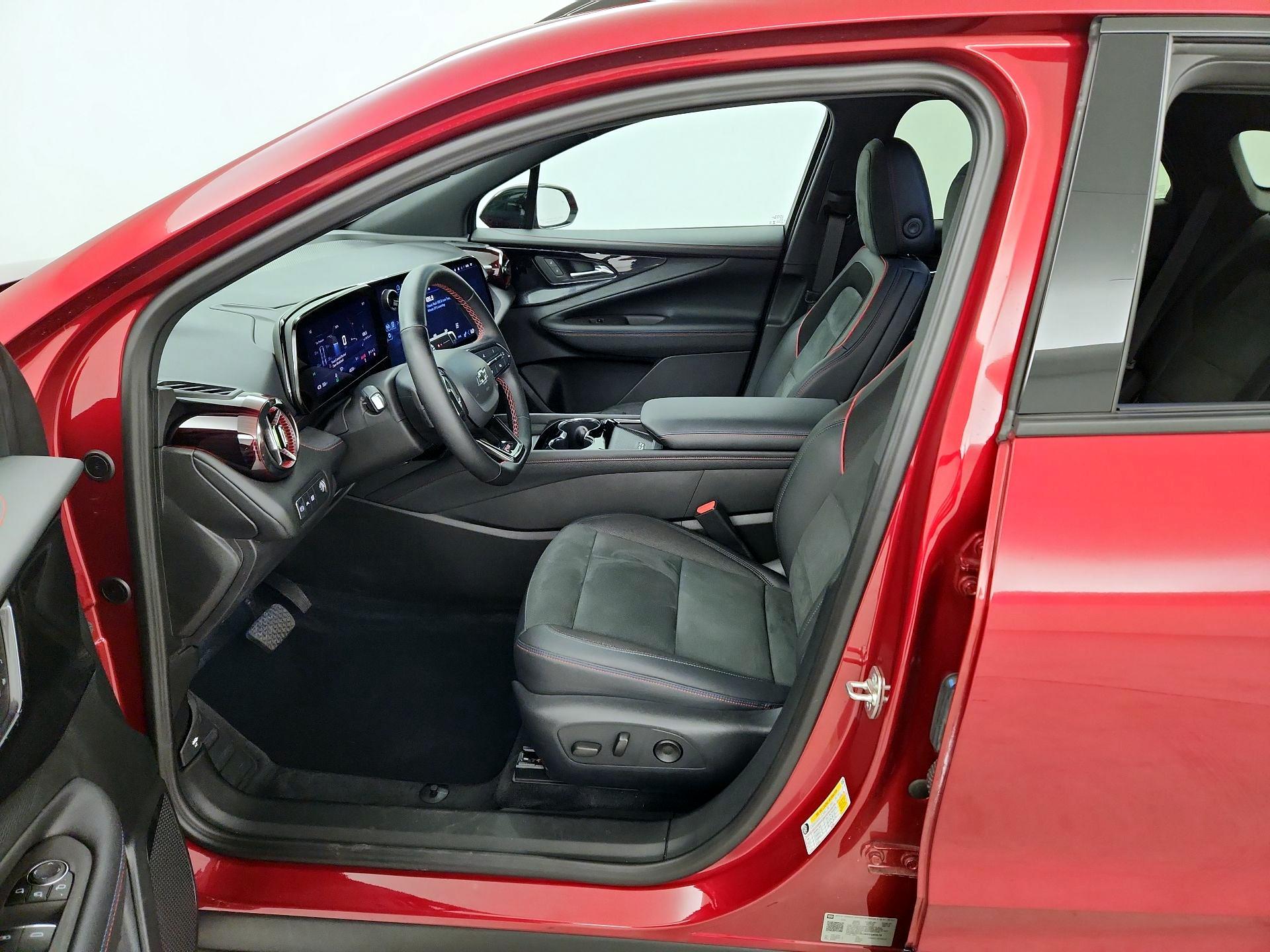 Thumbnail: 2024 Chevrolet Blazer EV - 11