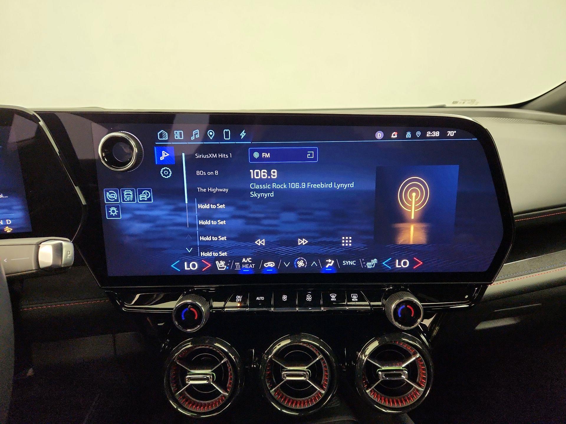 Thumbnail: 2024 Chevrolet Blazer EV - 15