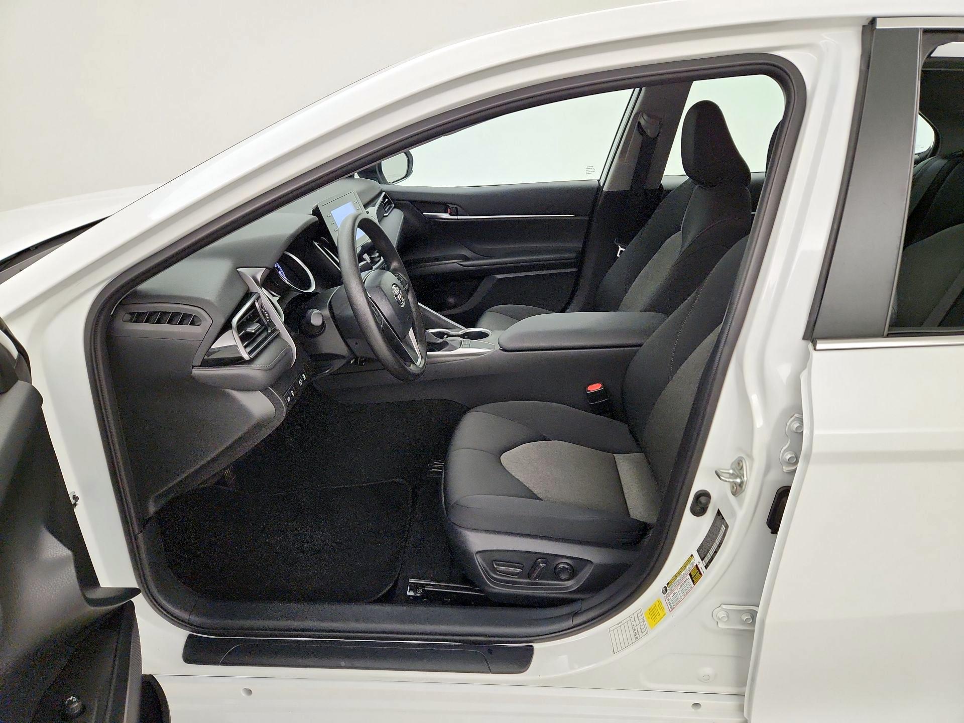 Thumbnail: 2023 Toyota Camry - 11